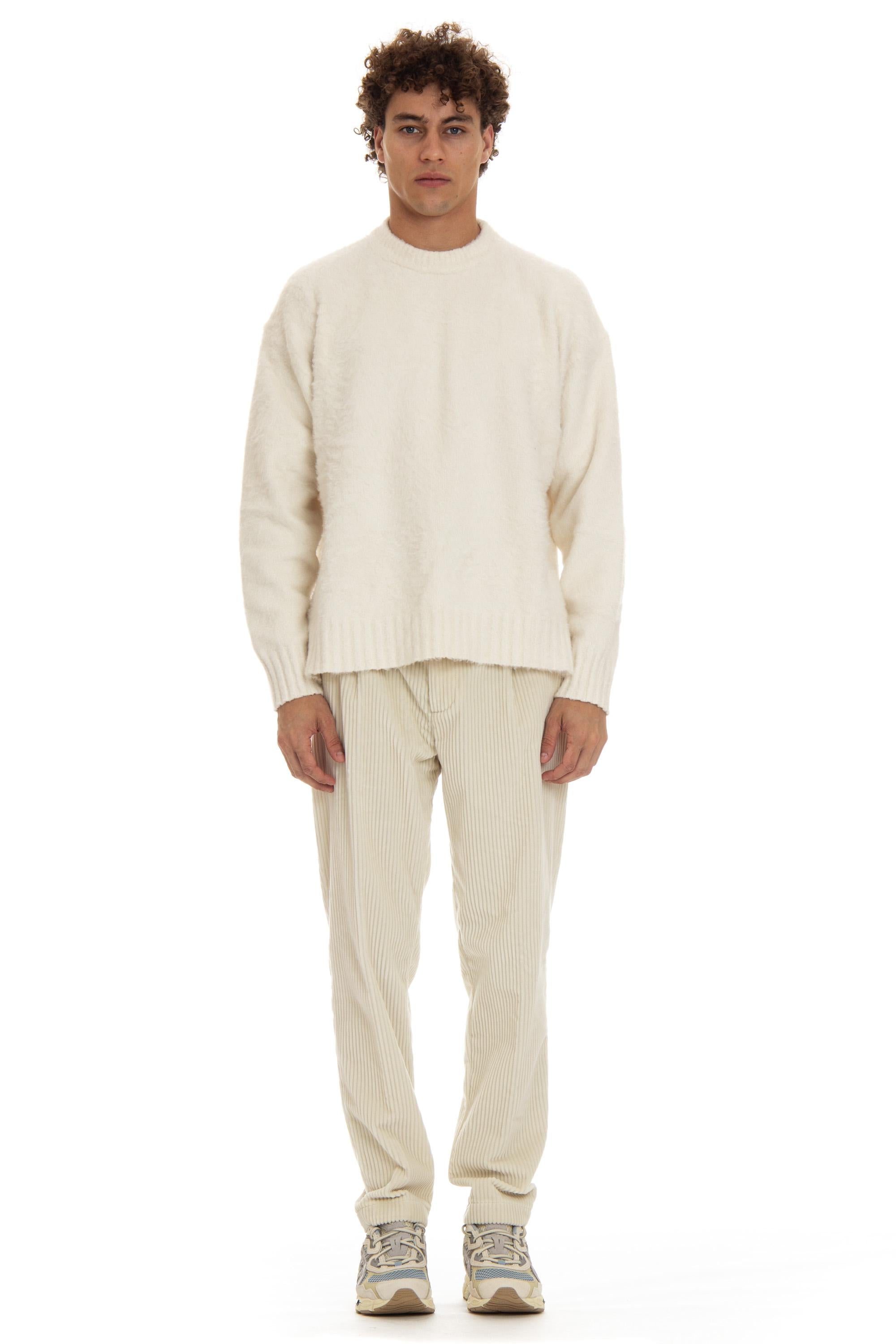 Maglia girocollo oversize in cotone con spacchi RA5301 RA4502 Roberto Collina 