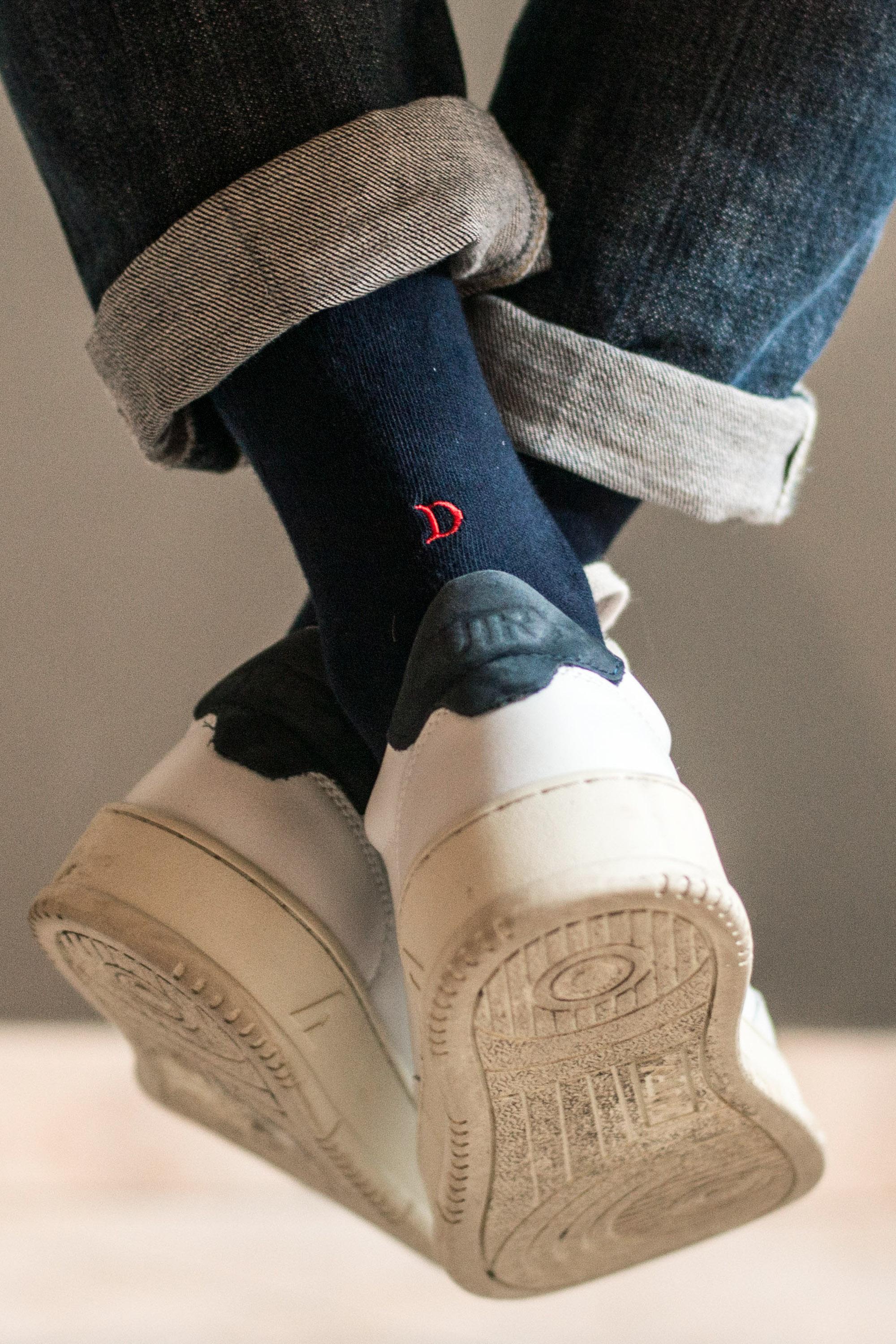 Individual Socks Calze in caldo cotone con iniziali rosse ricamate 101 NAVY 