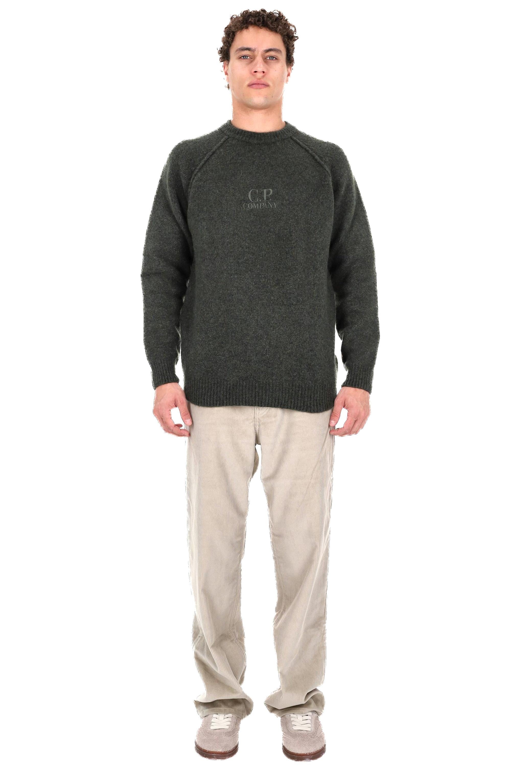 CP Company Maglia girocollo in lana con logo centrale MKN280A11-0509A 667 