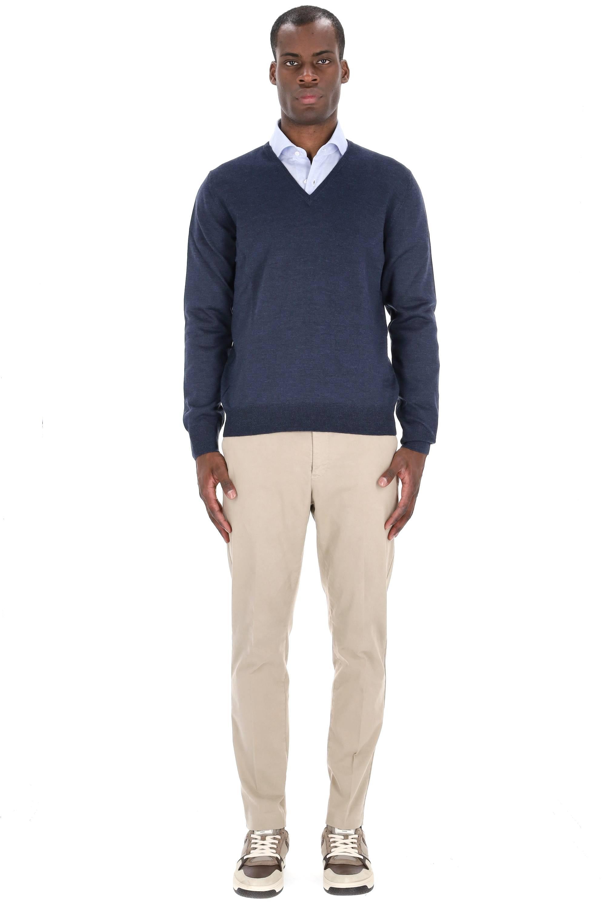 Maglia scollo V in lana vergine 1429055515 0595 595 Barba 