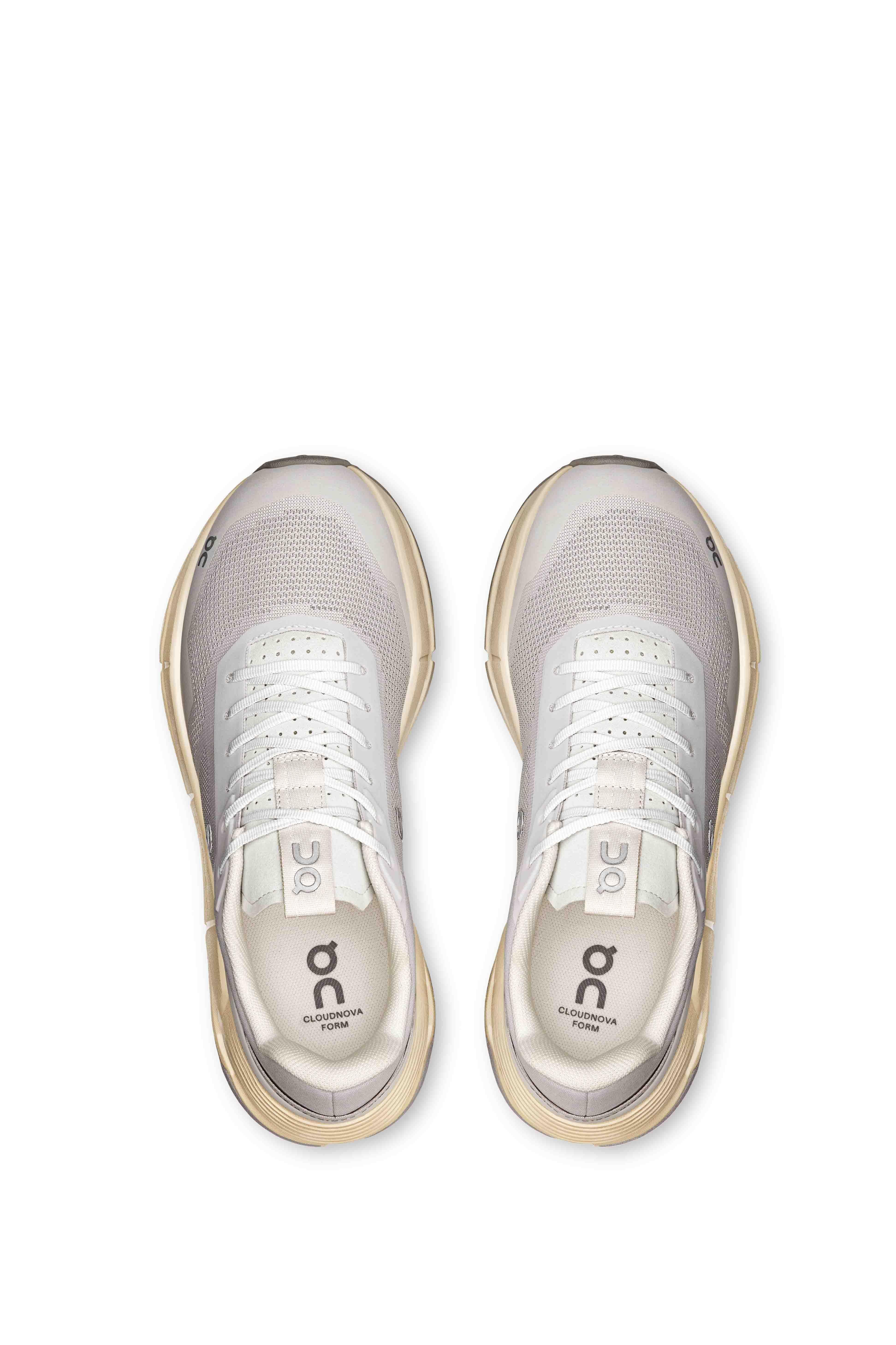 On Sneaker donna Cloudnova Form 2 TT 3WF10553244 WOLF CREAM 