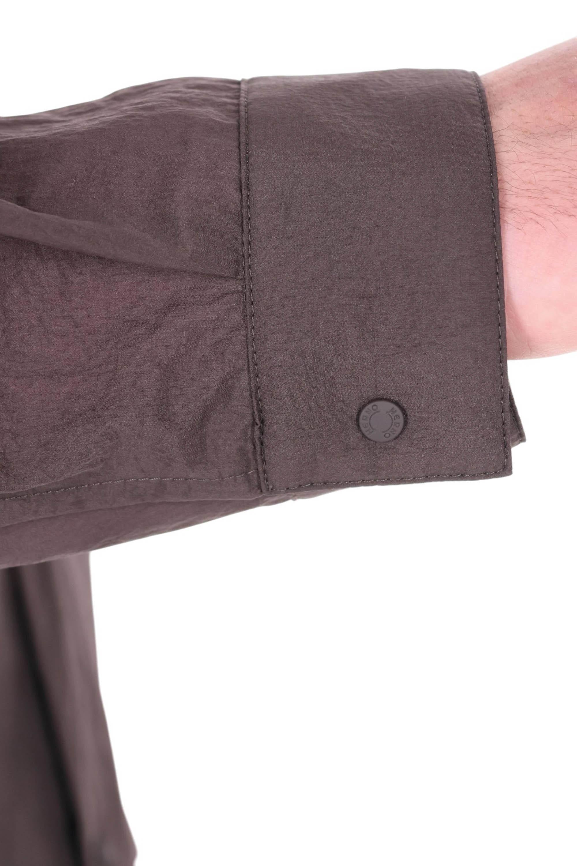 Herno Overshirt superlight in nylon goffrato GI000646U 8800 