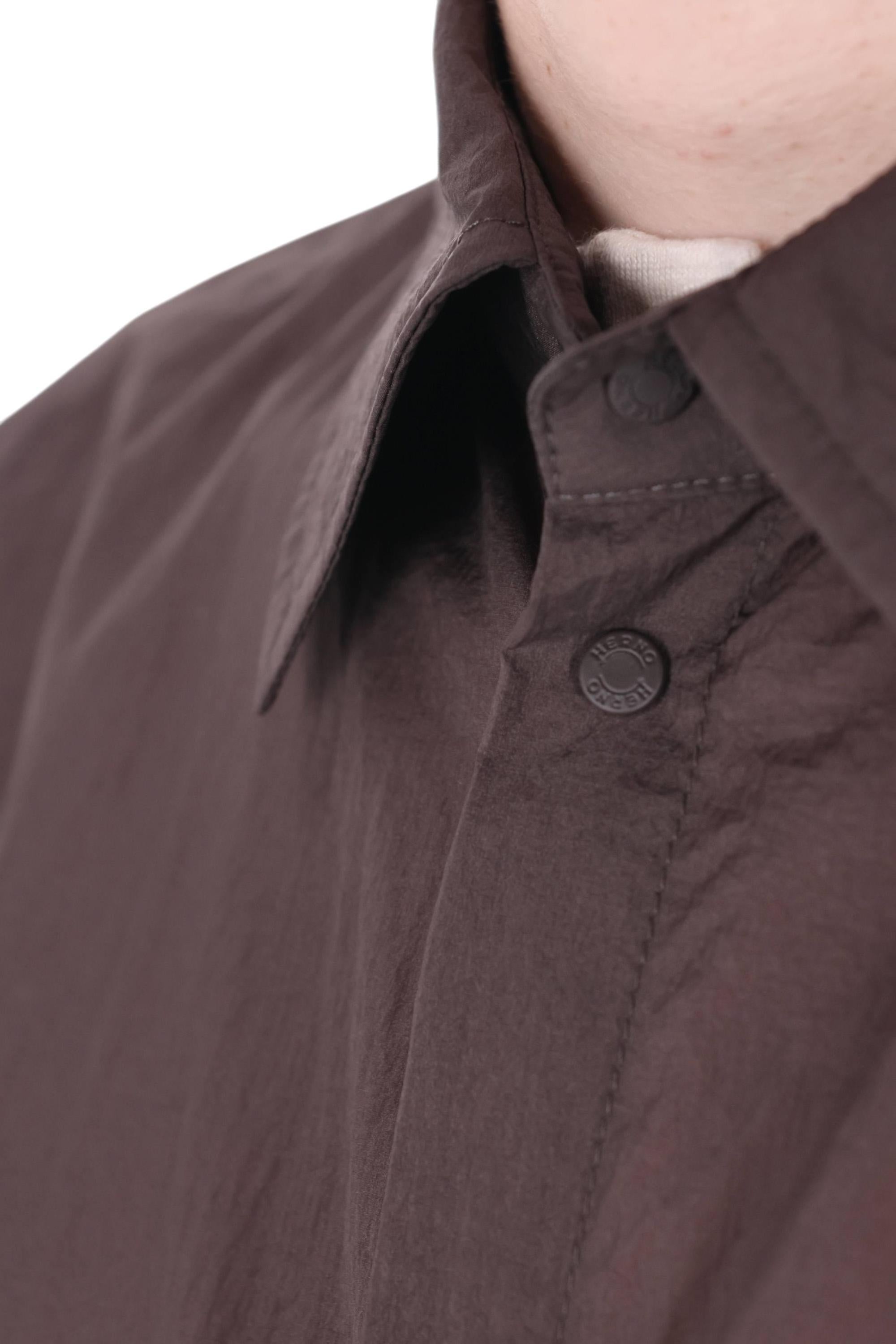 Herno Overshirt superlight in nylon goffrato GI000646U 8800 