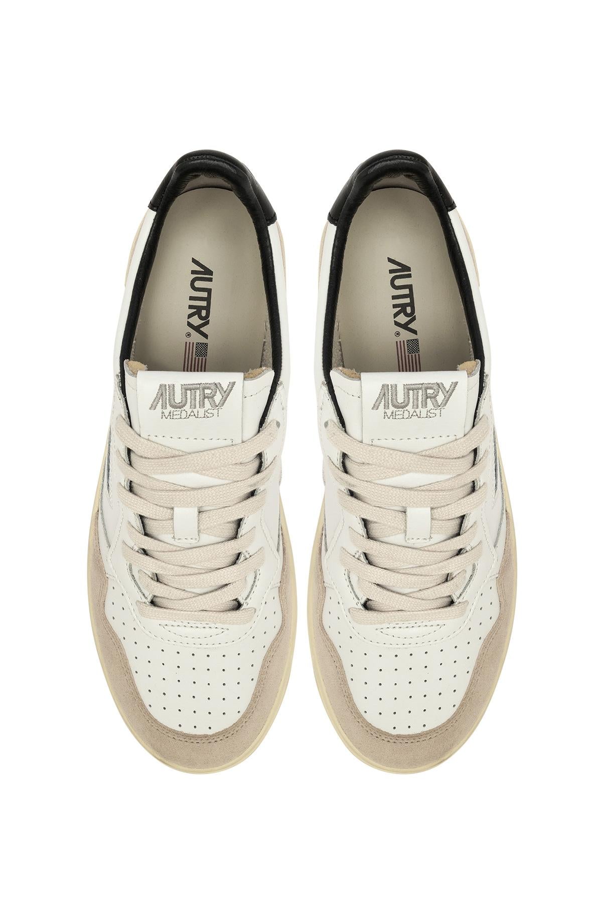 Autry Sneaker donna Medalist in pelle e camoscio Game Set Match AULW MA04 WHT/BLACK 