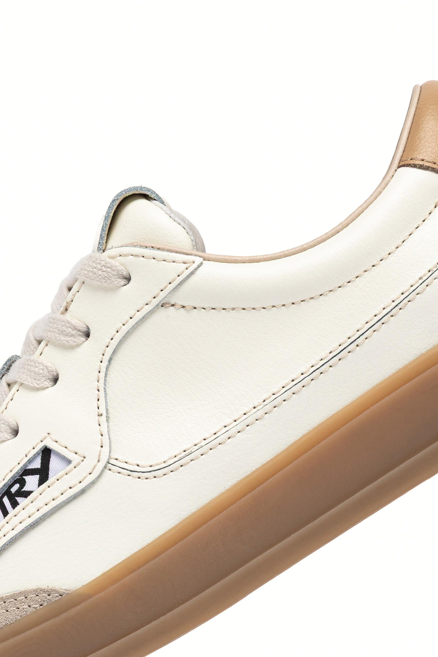 Autry Sneaker donna Windscape in pelle con talloncino nocciola SCLW UK08 MARSH/TAN 