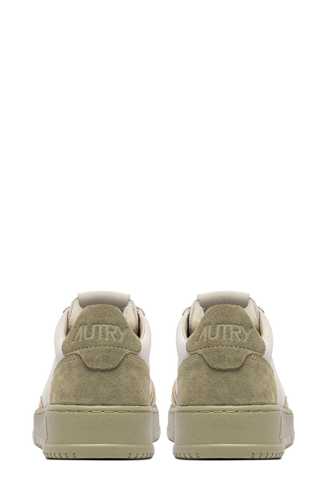 Autry Sneaker Medalist in triple suede fondo tono su tono AULM TS11 SND/GRYGRN 