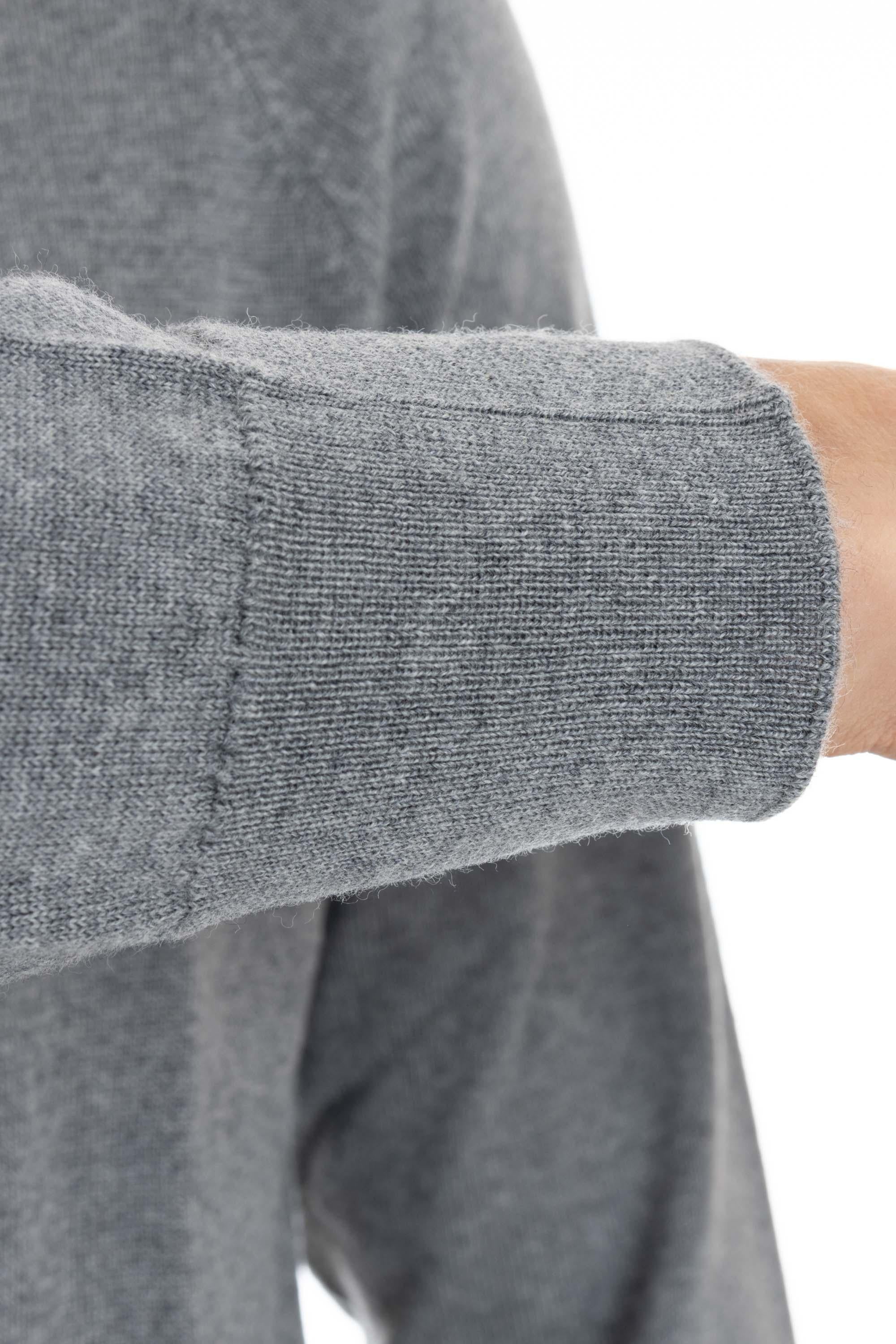 Girocollo in lana con doppi profili e manica raglan J71MAGJ05 MAG0J026 13-00 Eleventy 