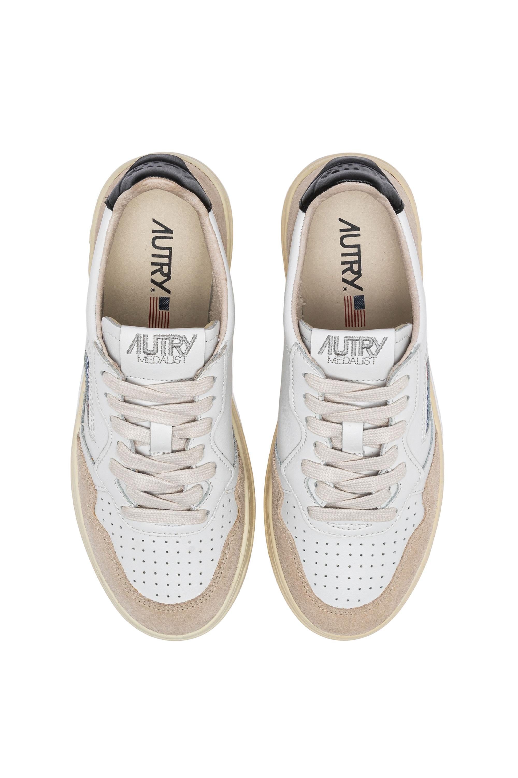 Sneaker Medalist donna bimateriale talloncino nero AULW LS21 WHT/BLK Autry 