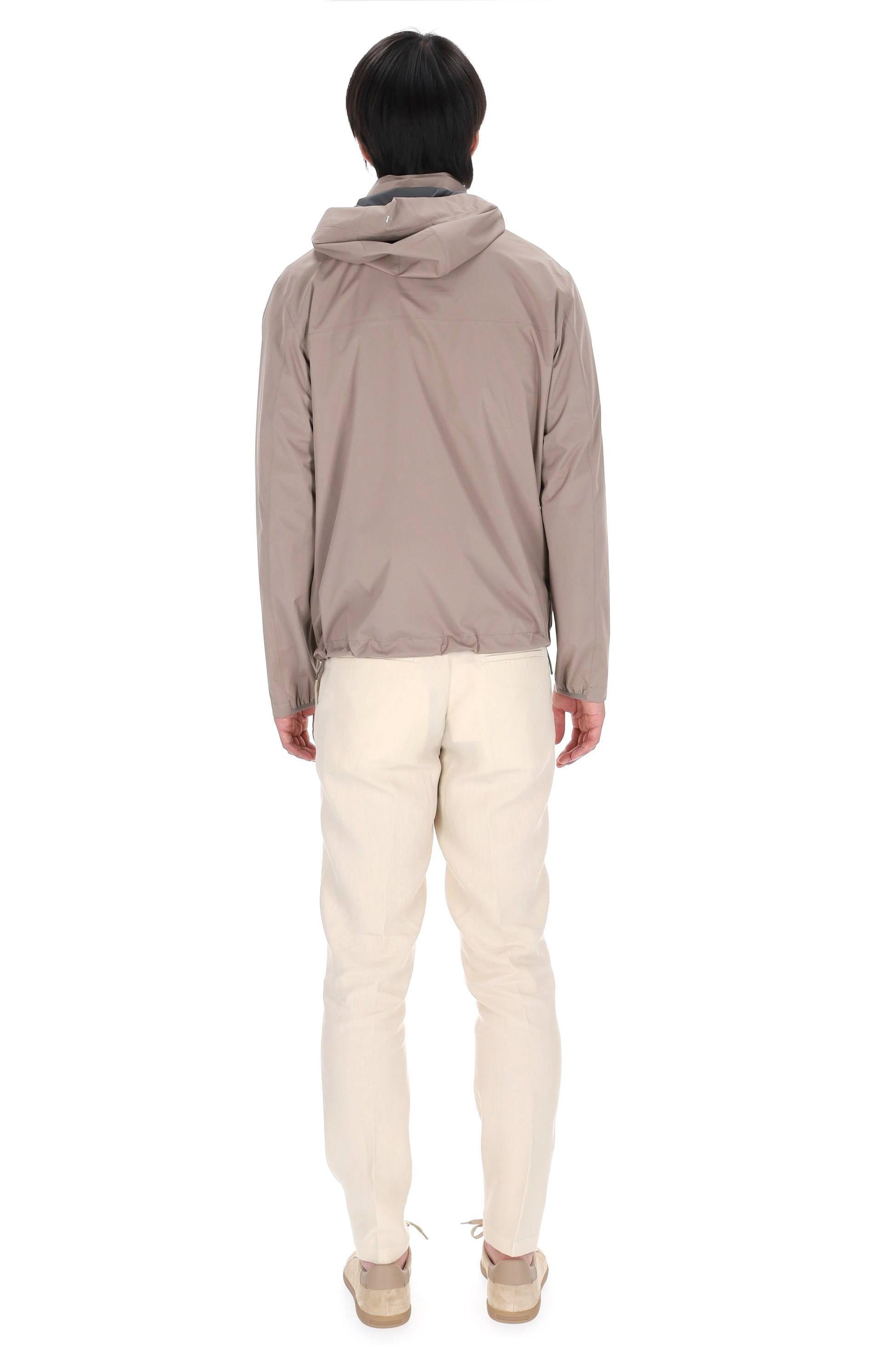 Herno Giubbino bomber in nylon anti acqua Functional Wardrobe GI000618U 2600 