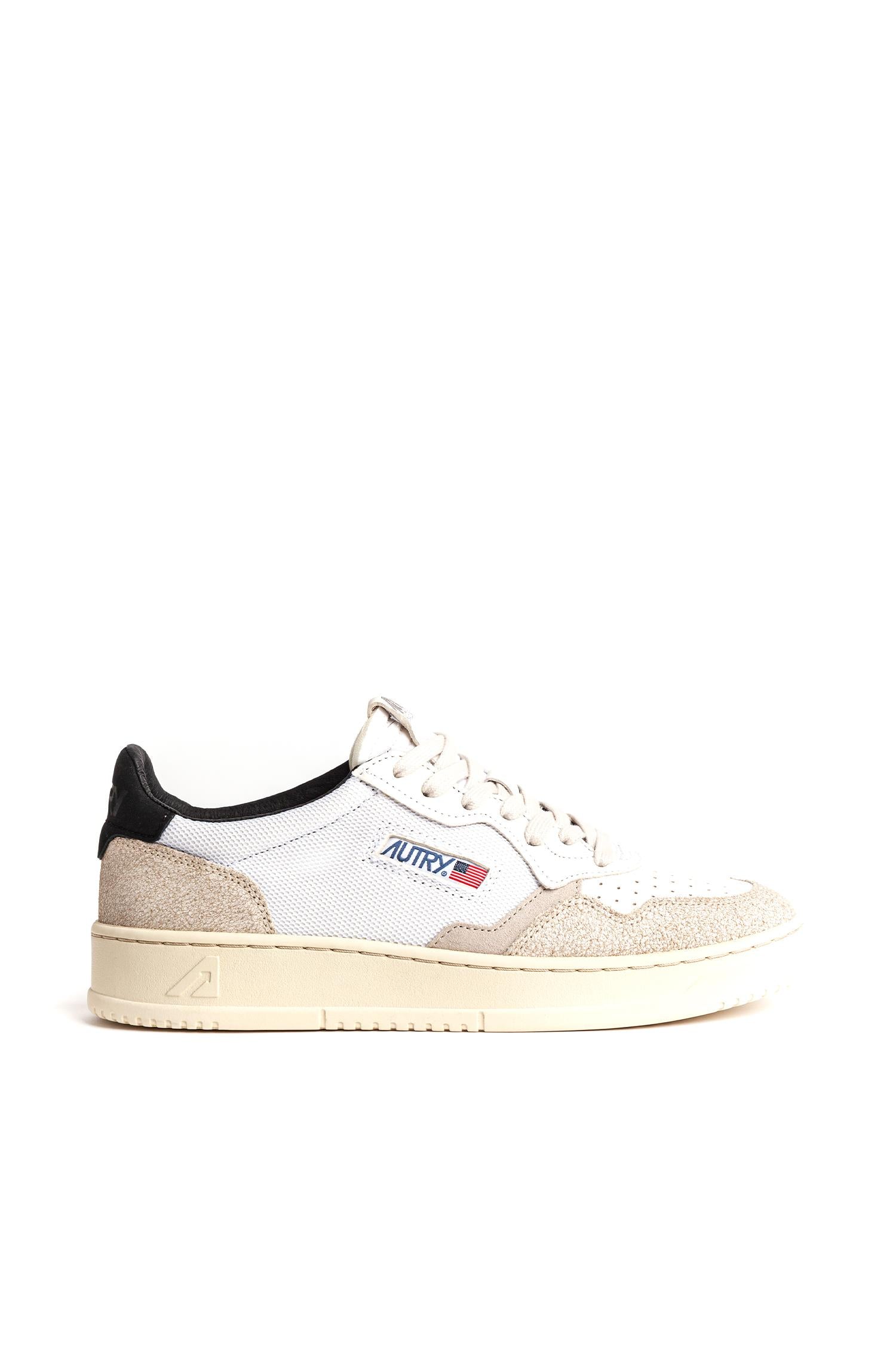 Autry Sneaker medalist in pelle nabuk e mesh con talloncino nero AULM CN02 BLACK 