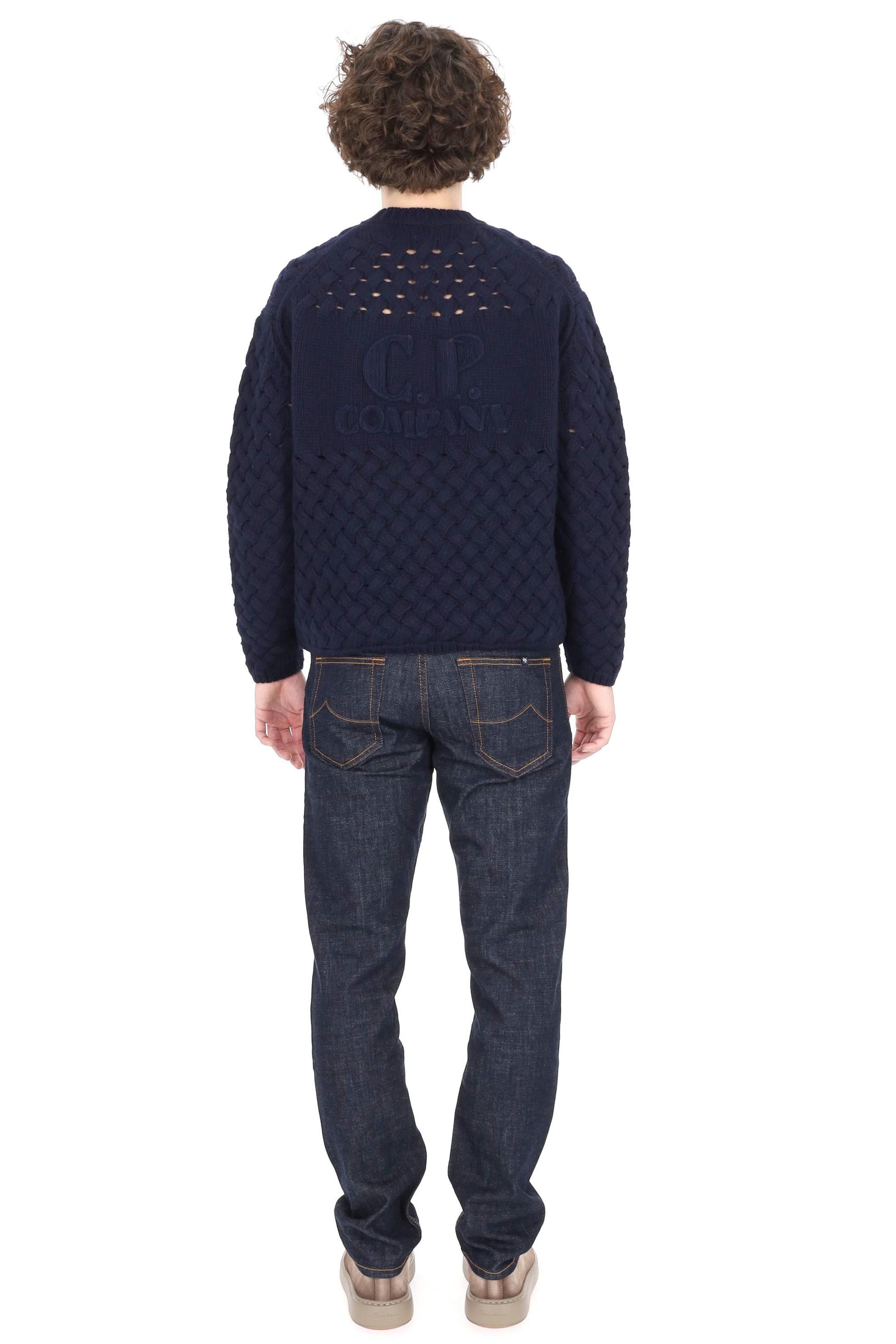 CP Company Maglia girocollo in lana di agnello lavorazione traforata 19CMKN288A-110149A 888 