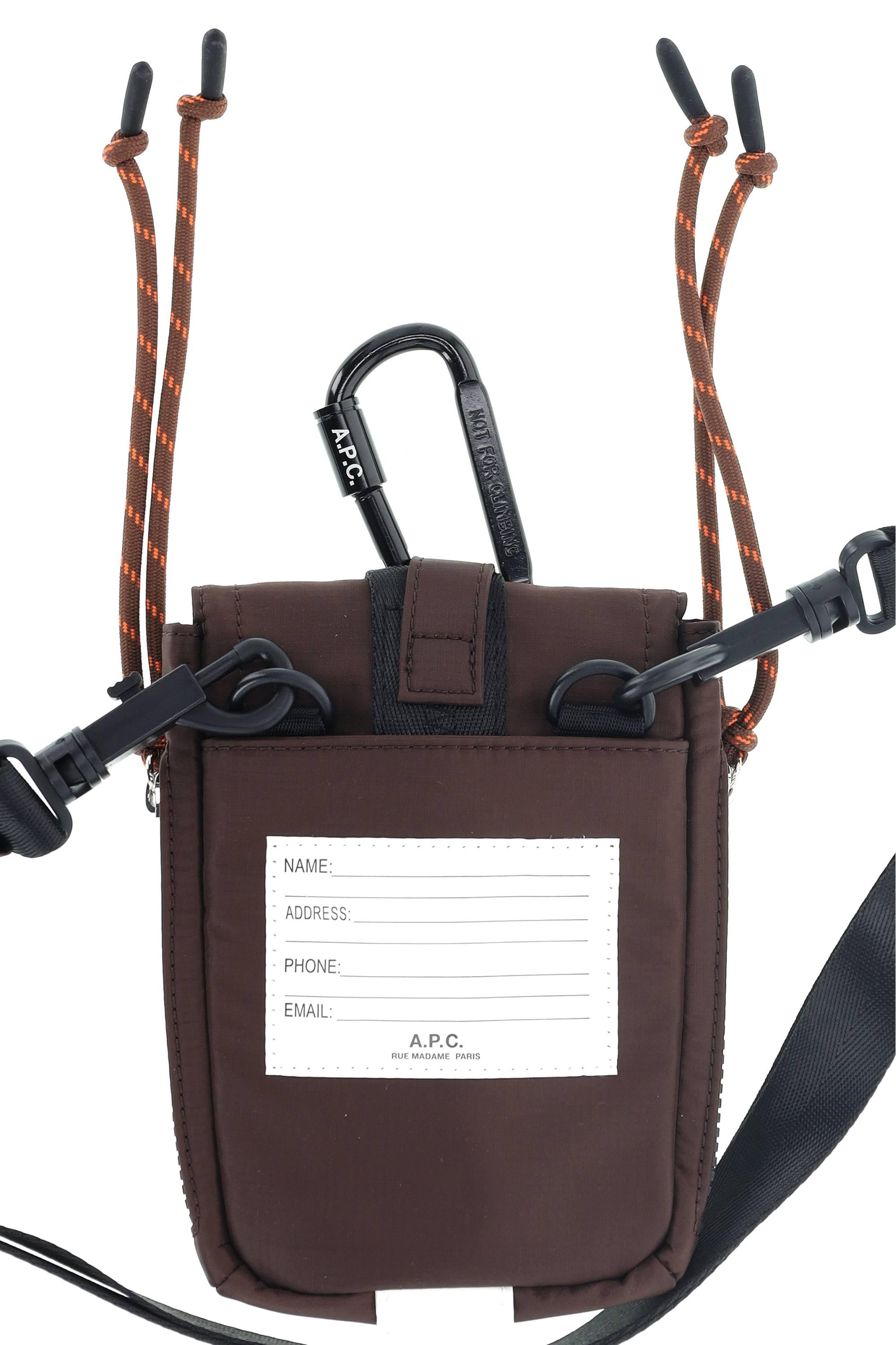 A.P.C. Crossbody pouch trek PAAGS-H61733 CAA-MARRON 