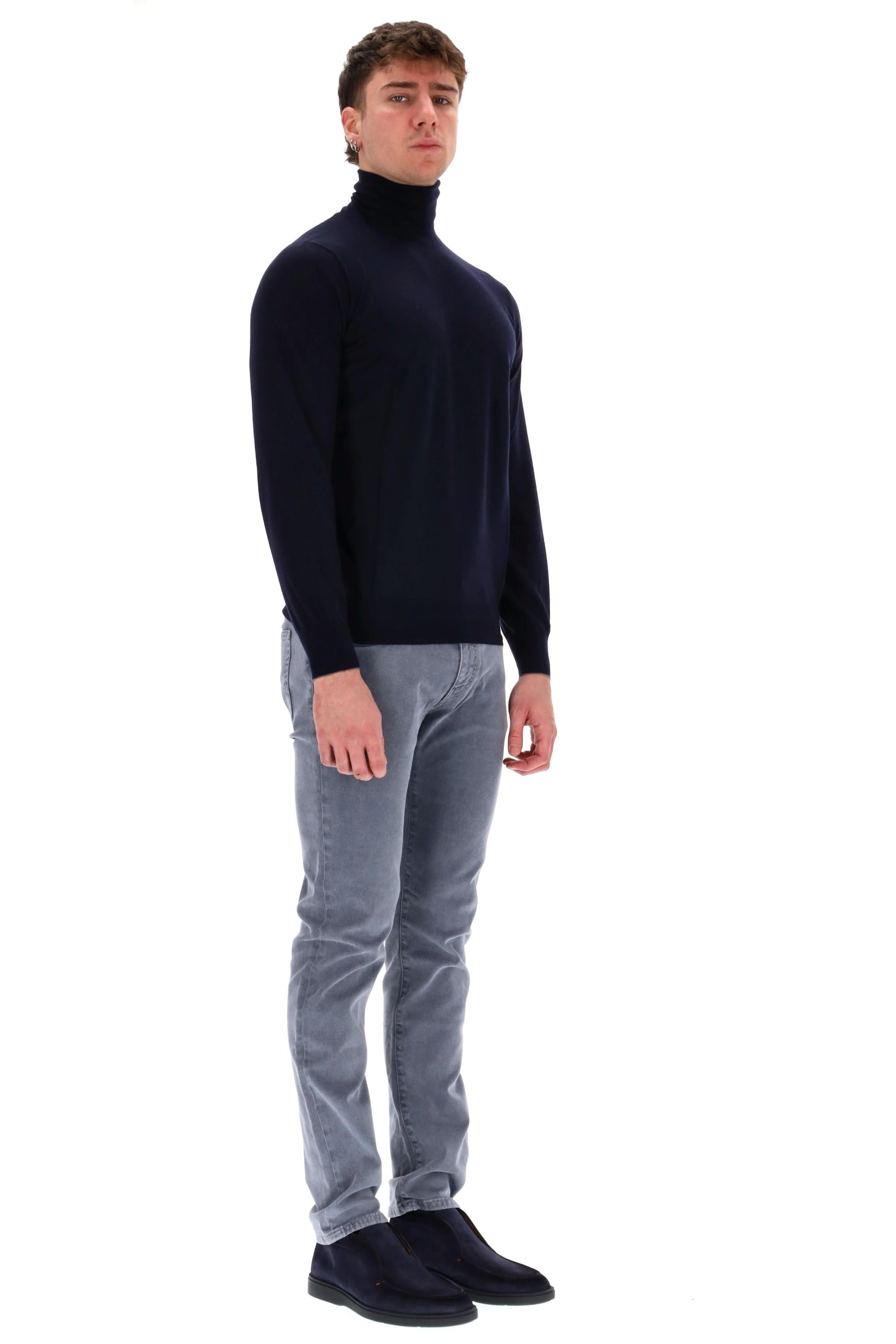 Maglia dolcevita in lana-cashmere in finezza M2400103/2 CW425 Brunello Cucinelli 