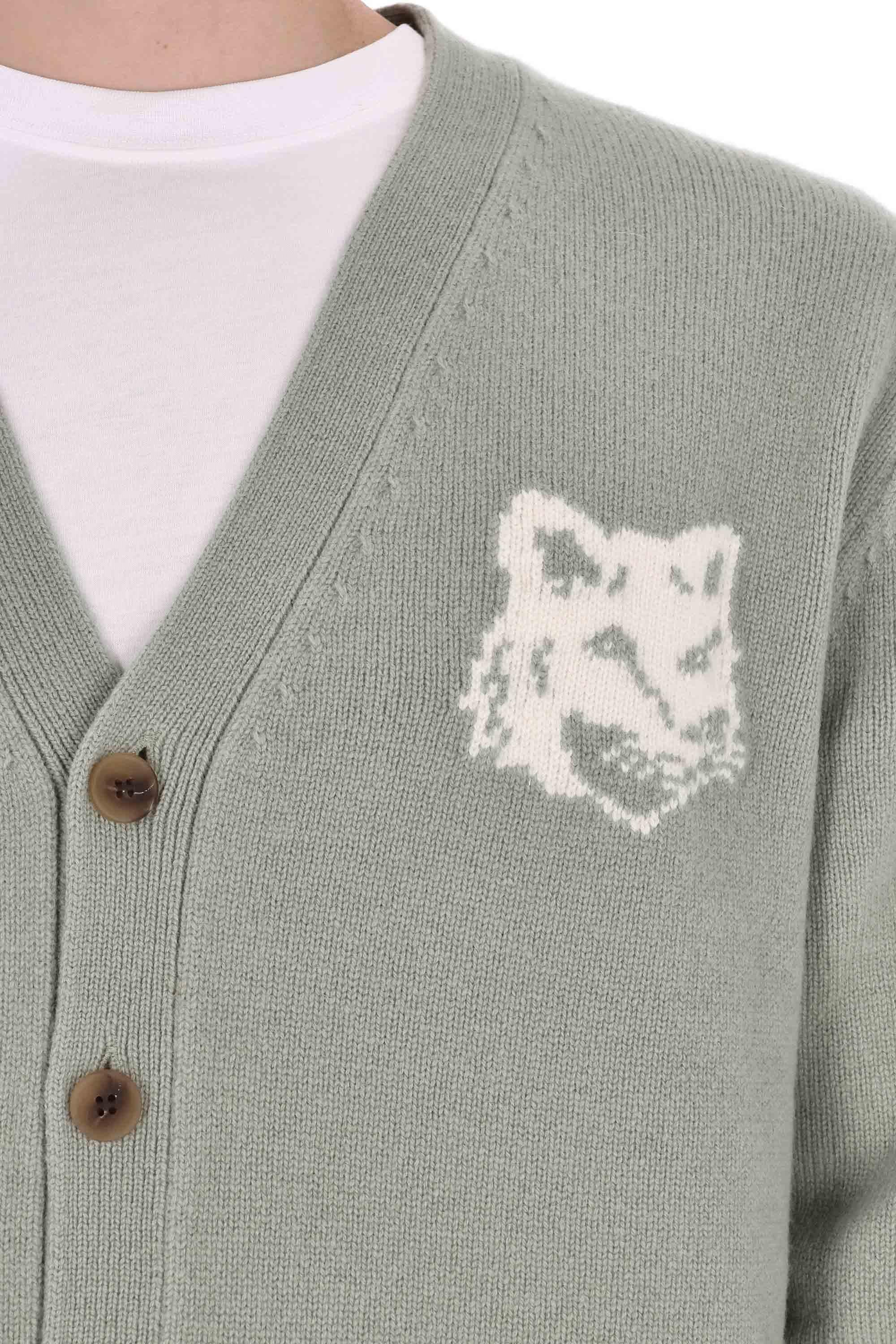 Maison Kitsuné Cardigan in lana merino con ricamo fox grande PM00509KM0329 0396 