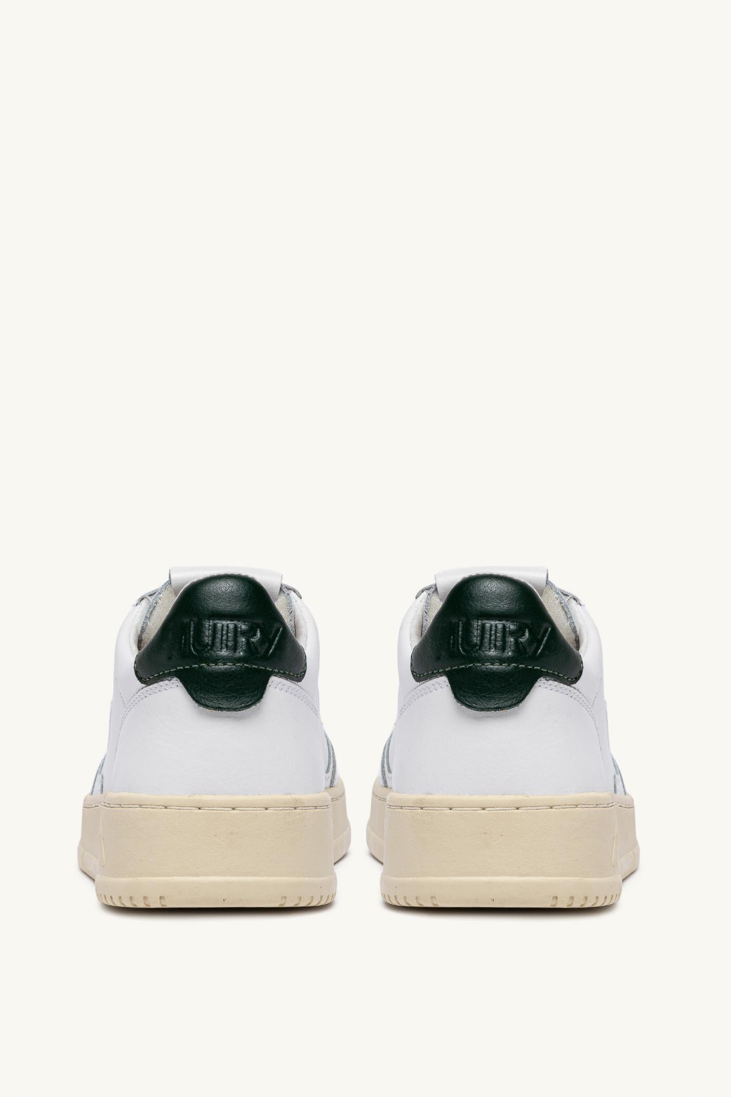 Autry Sneaker Medalist in pelle talloncino verde AULM LL47 WHT/MOUNT 