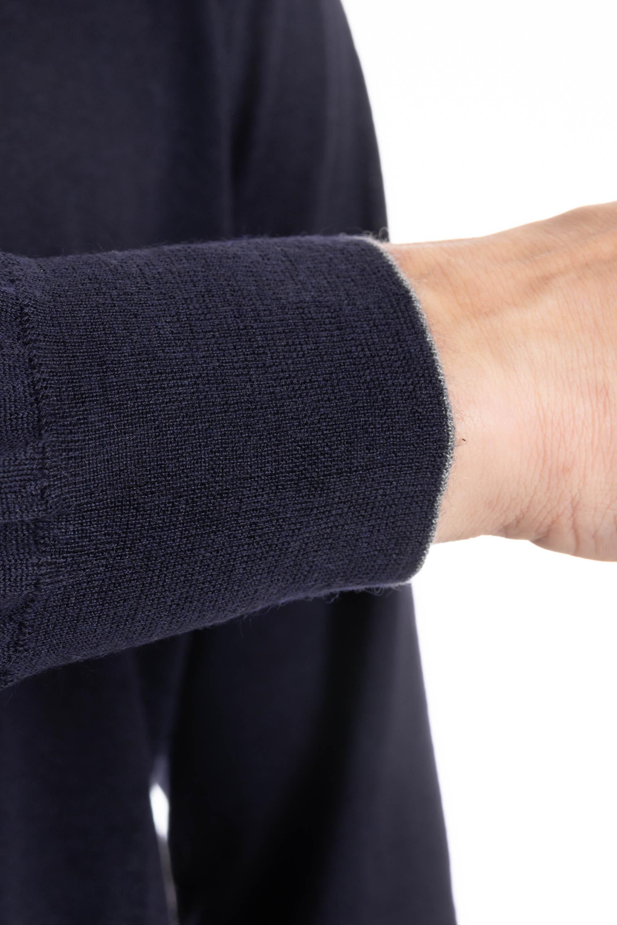 Maglia girocollo in cashmere seta M2300100. CW425 Brunello Cucinelli 