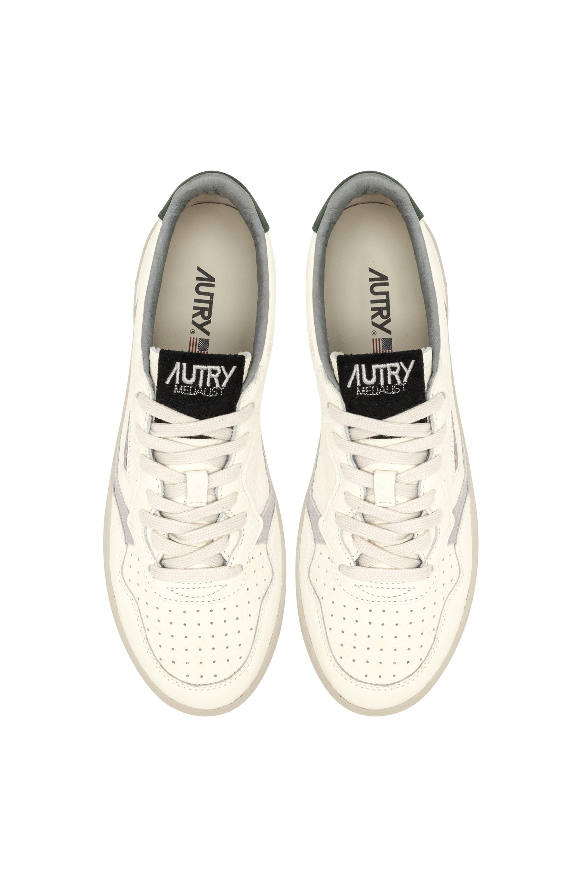 Autry Sneaker Medalist low in pelle effetto elephant talloncino verde AULM NE05 MNT/LOFT 