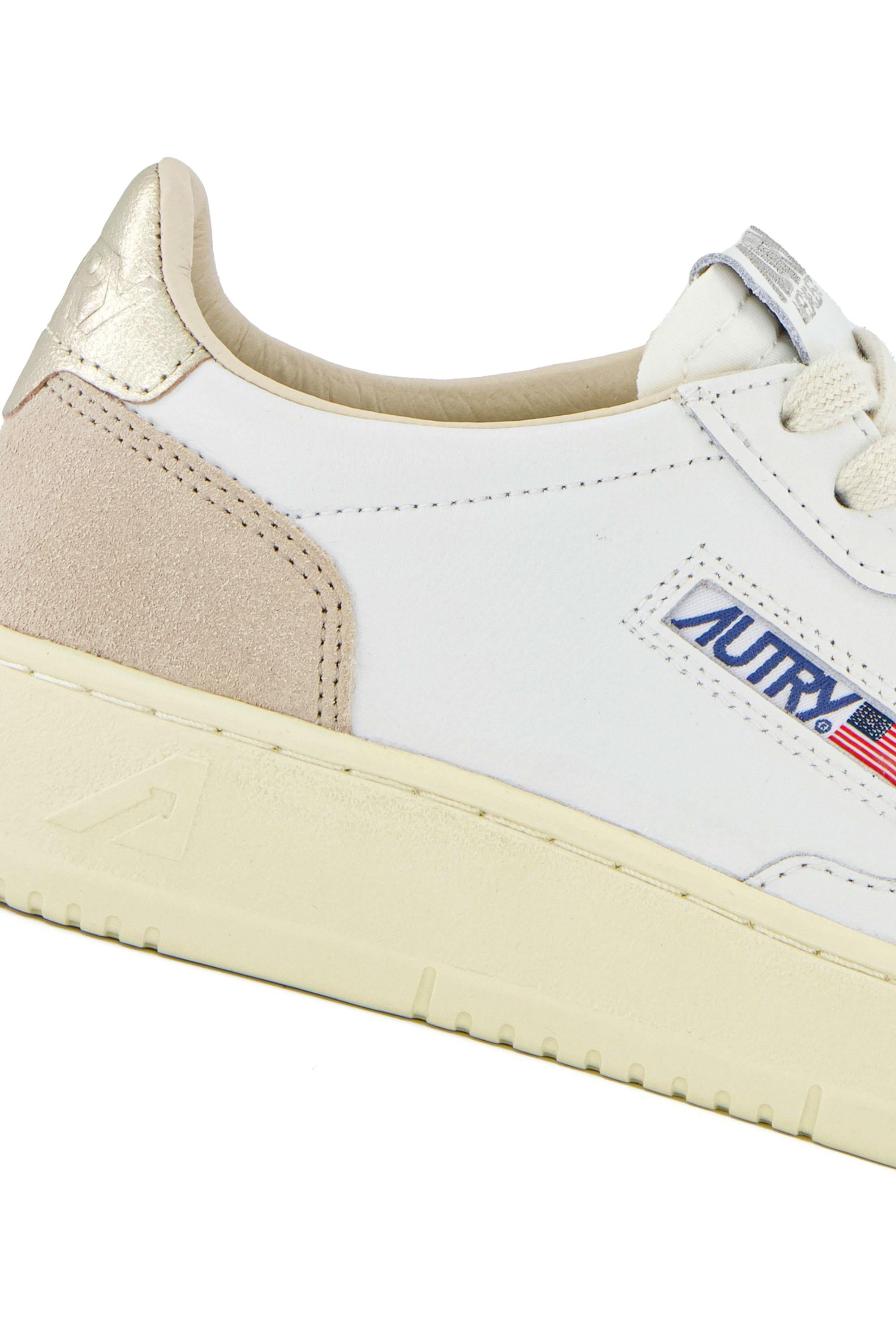 Sneaker Medalist donna bimateriale con talloncino oro AULW LS75 WHT/GOLD Autry 