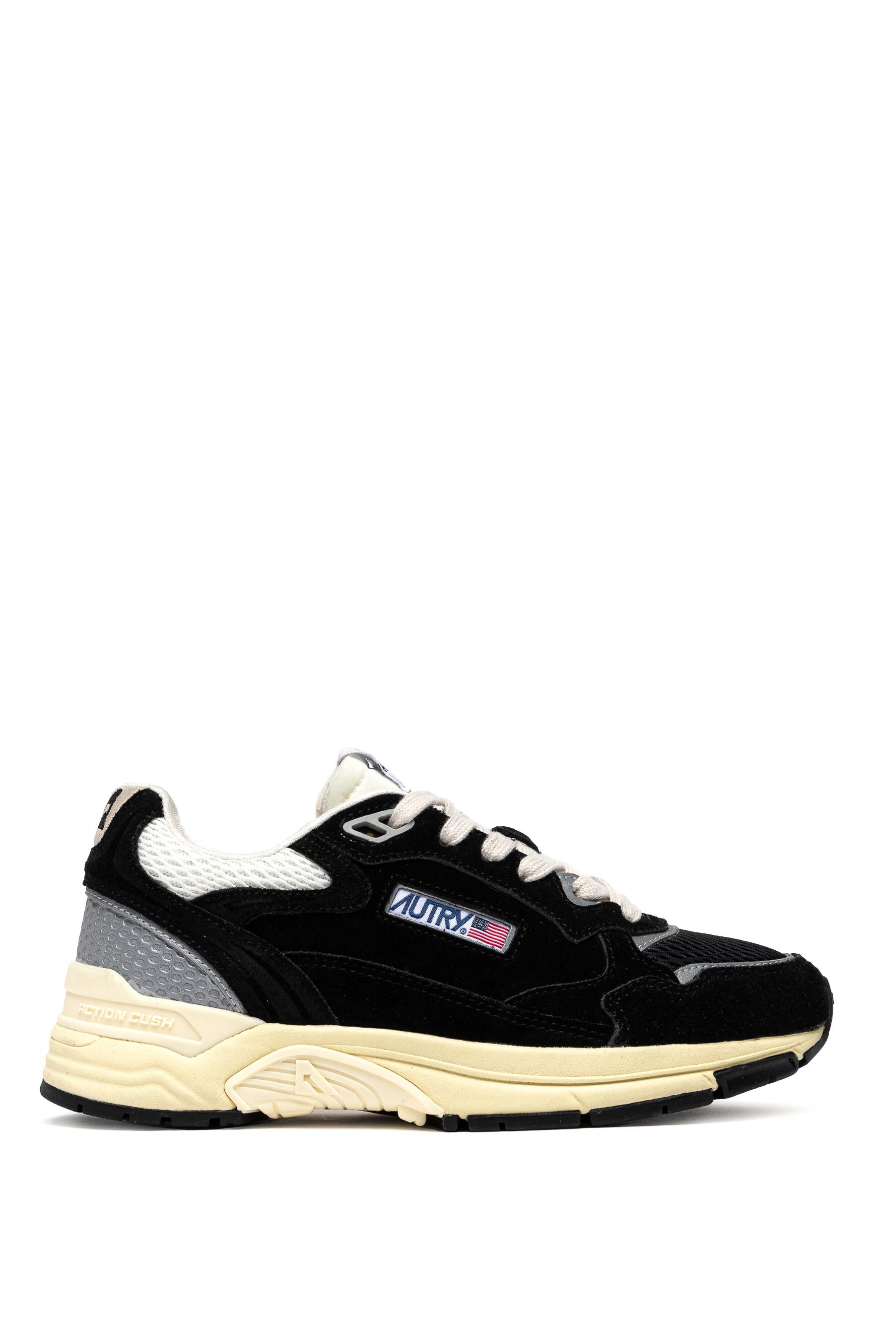 Autry Running donna in camoscio modello Hyperway HYLW UM07 BLACK/SILV 