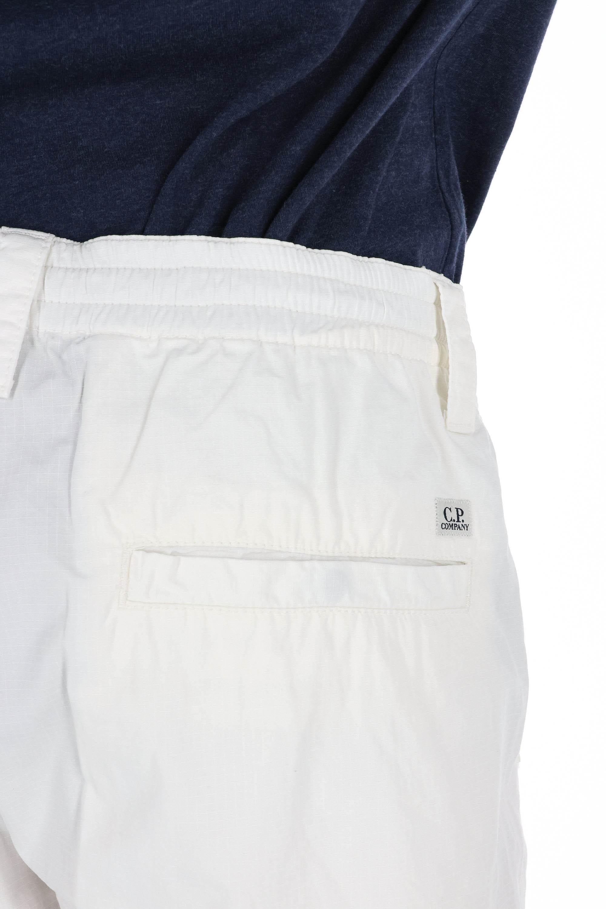 CP Company Bermuda cargo in cotone ripstop MBE273A00 6272G 103 