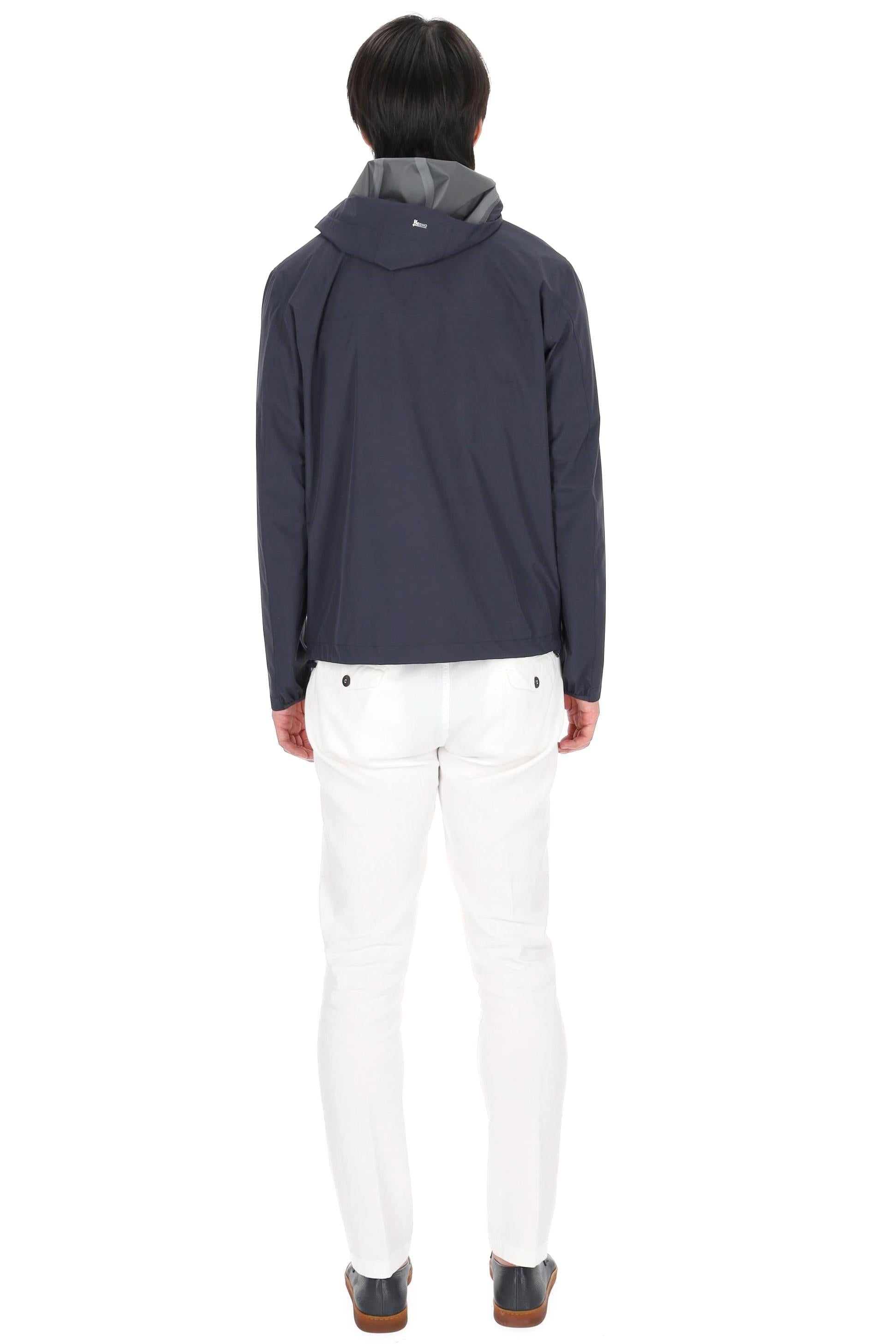 Herno Giubbino bomber in nylon anti acqua Functional Wardrobe GI000618U/2 9201 