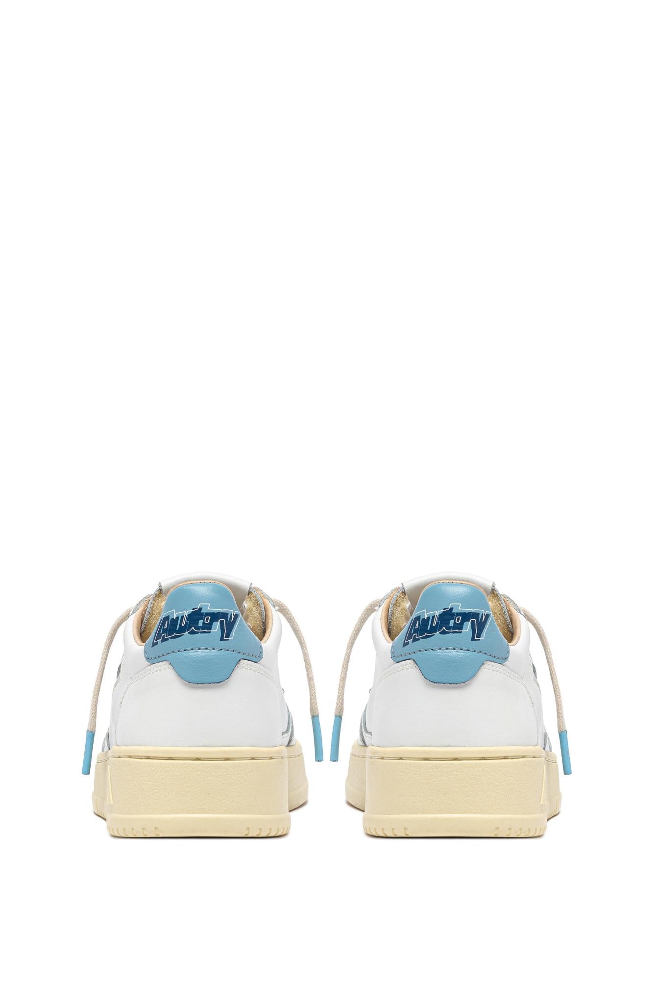 Autry Sneaker Medalist in pelle talloncino azzurro AULW TB01 WHT/FORGET 