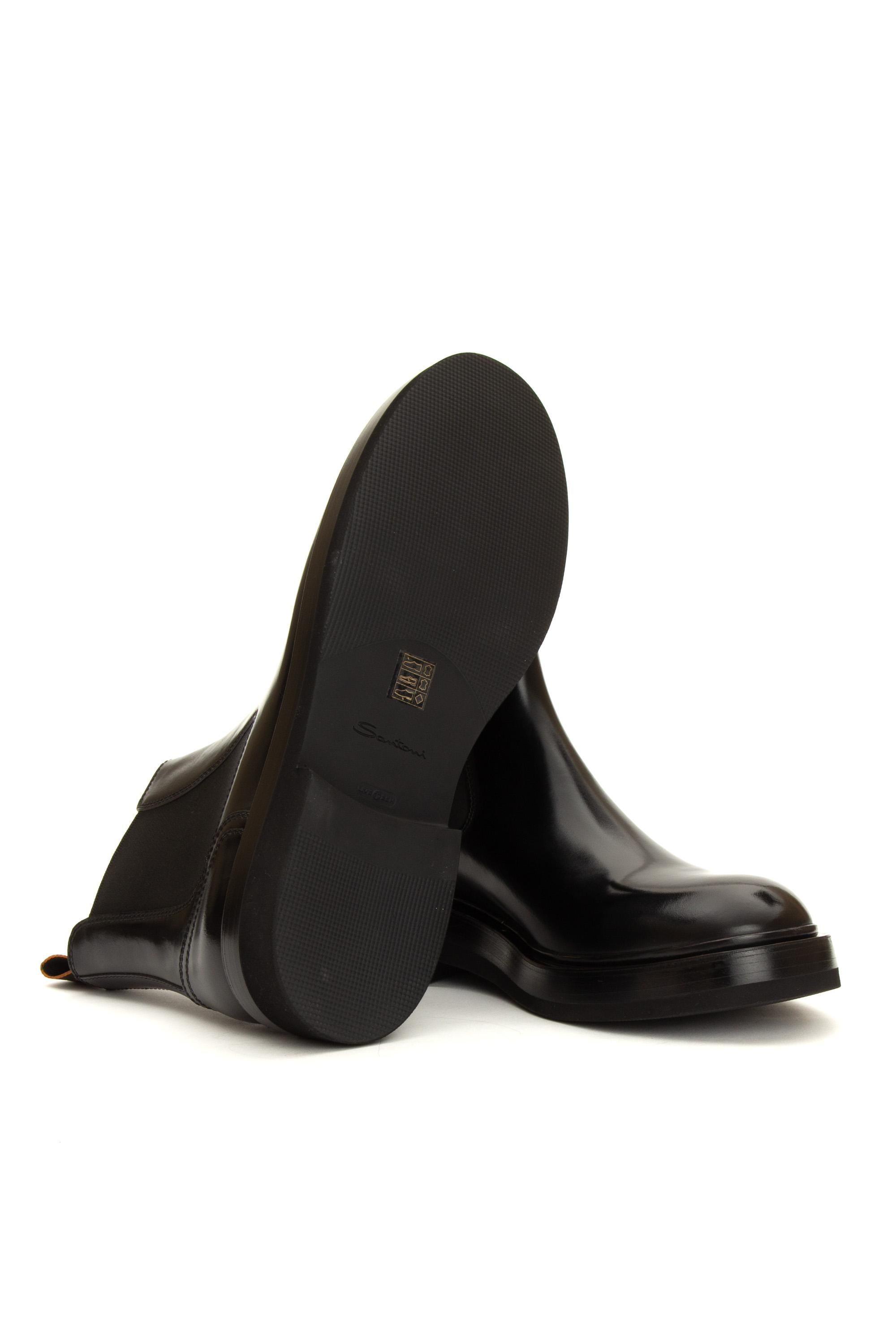 Stivaletto in pelle modello Frankie MCAF18633JW6GPWE N01 Santoni 