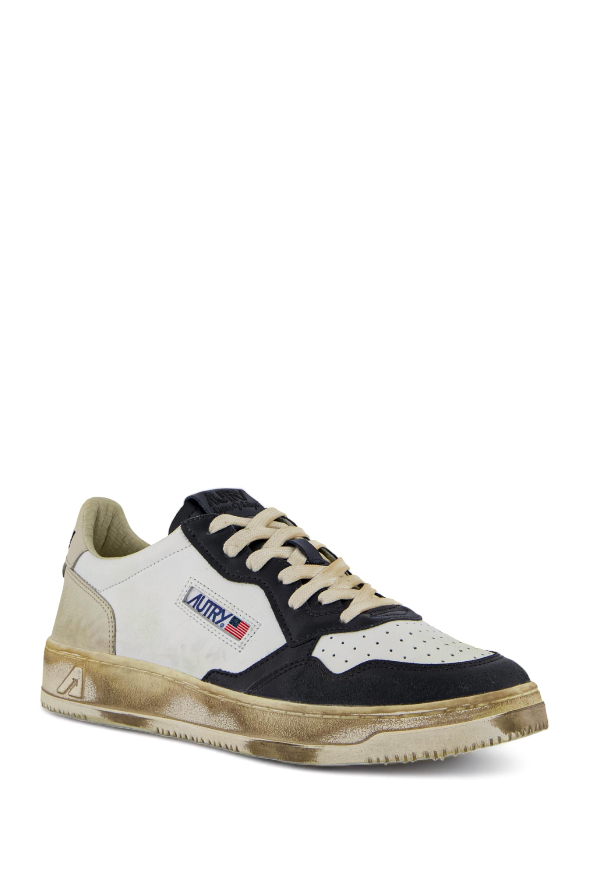 Sneaker super vintage in pelle AVLM VL01 STN/MTRT Autry 