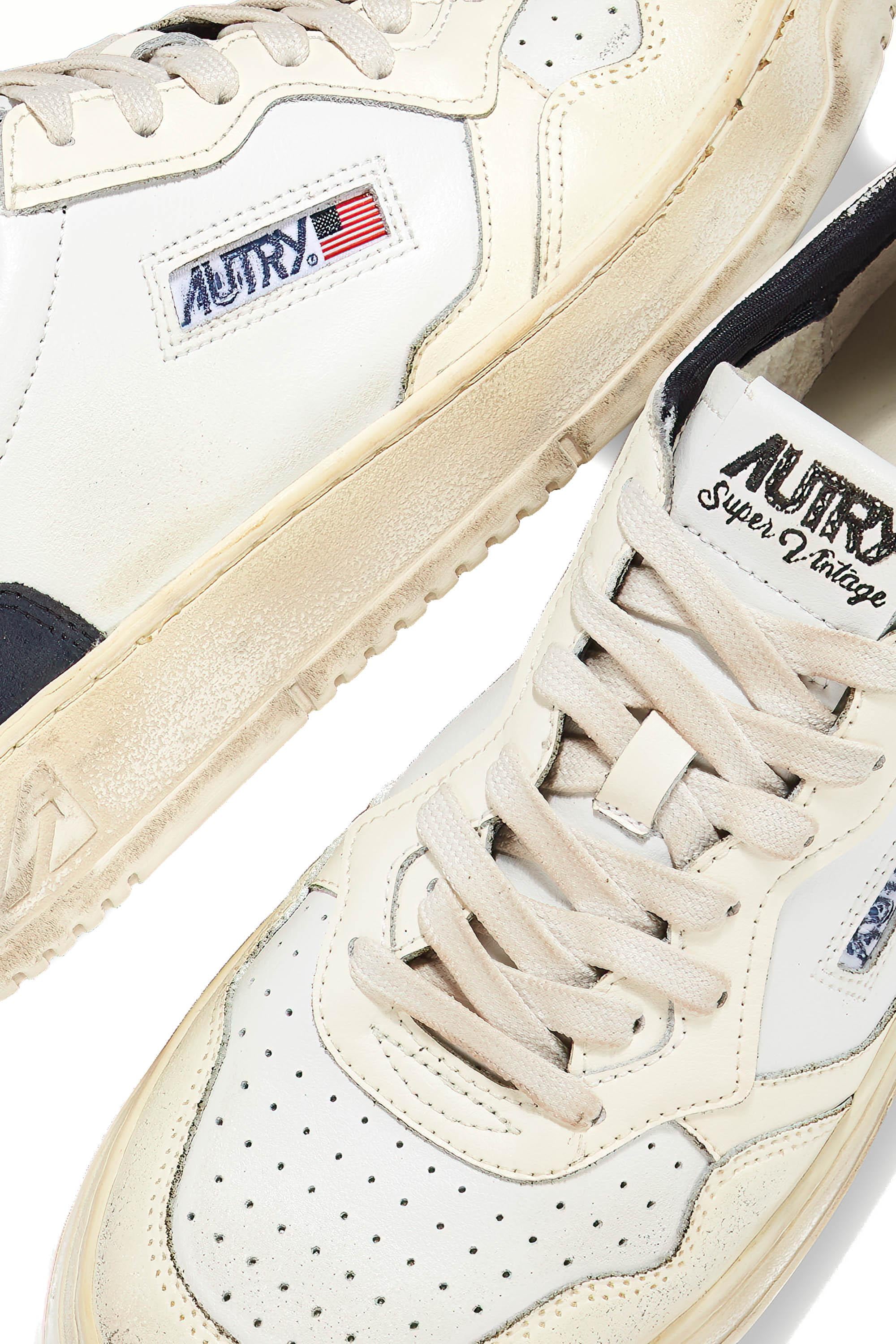 Sneaker donna Super Vintage in pelle AVLW SV32 WHT/WW/SP Autry 