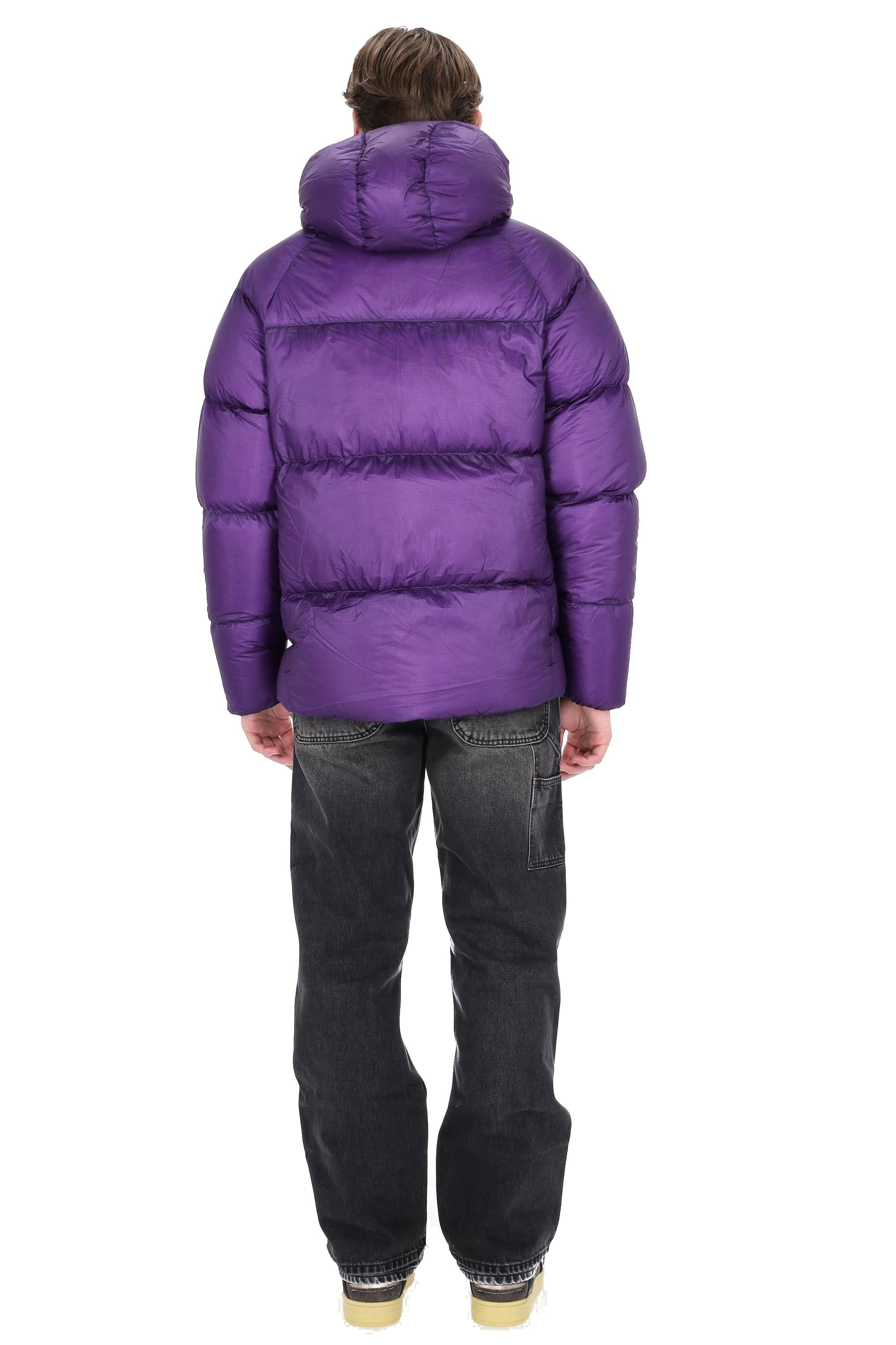 Pyrenex Piumino modello Helium HMY011 5190 