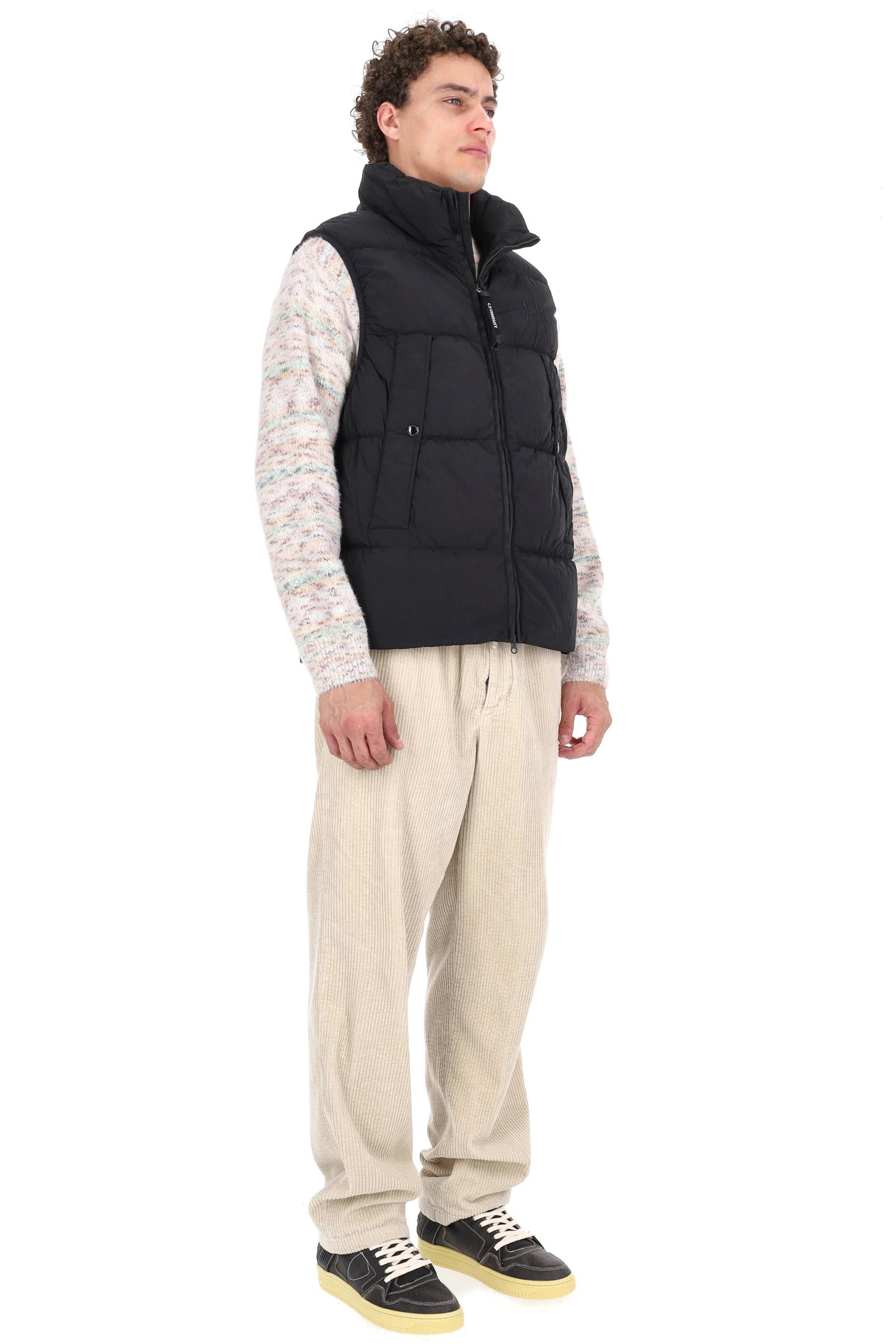 CP Company Gilet Chrome-R imbottito in piuma MVE149A00-5904G 999 