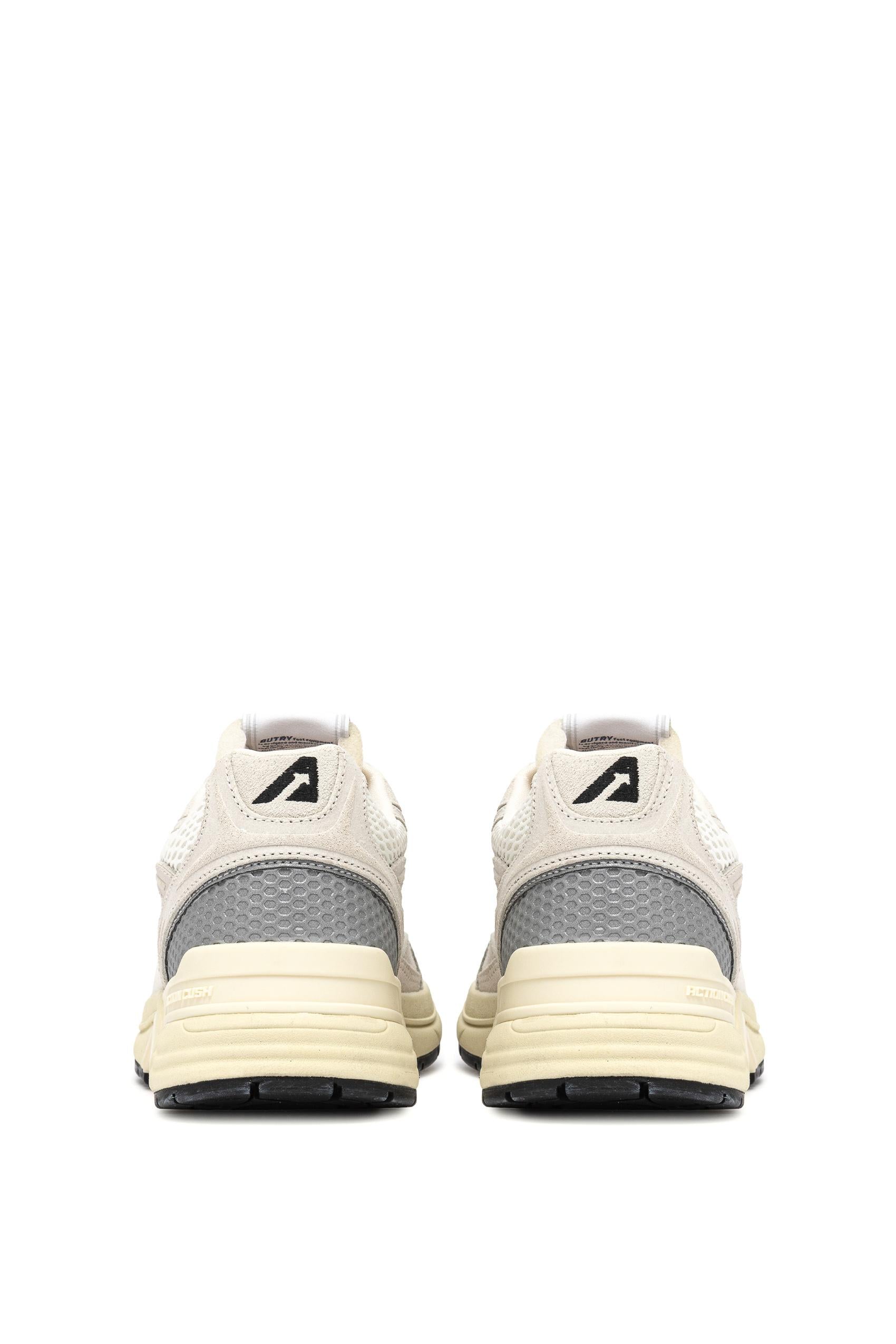 Autry Running donna in camoscio modello Hyperway HYLW UM10 WHT/SILV 