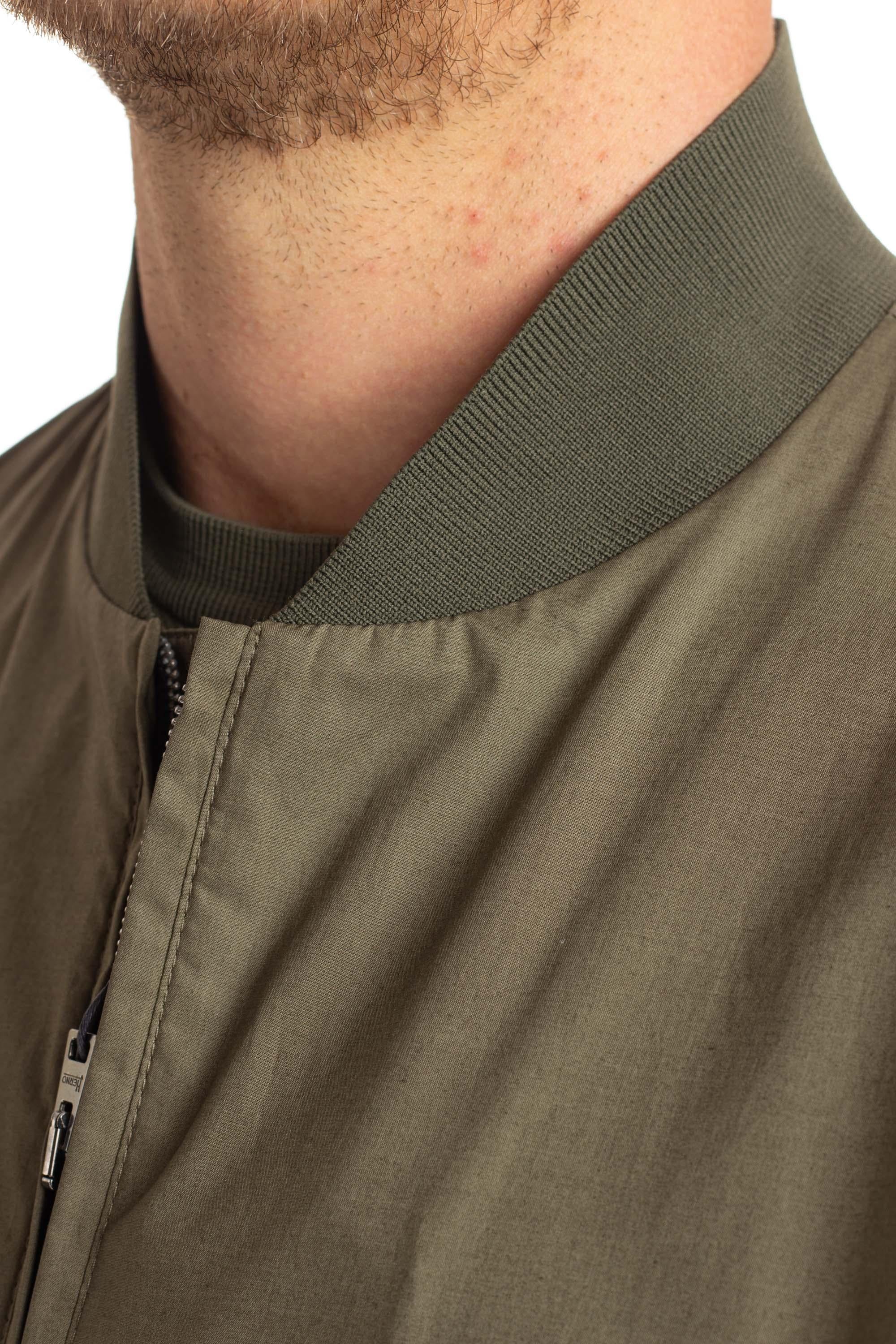 Giubbino superlight in cotone comfort collo baseball GI000385U 7730 Herno 