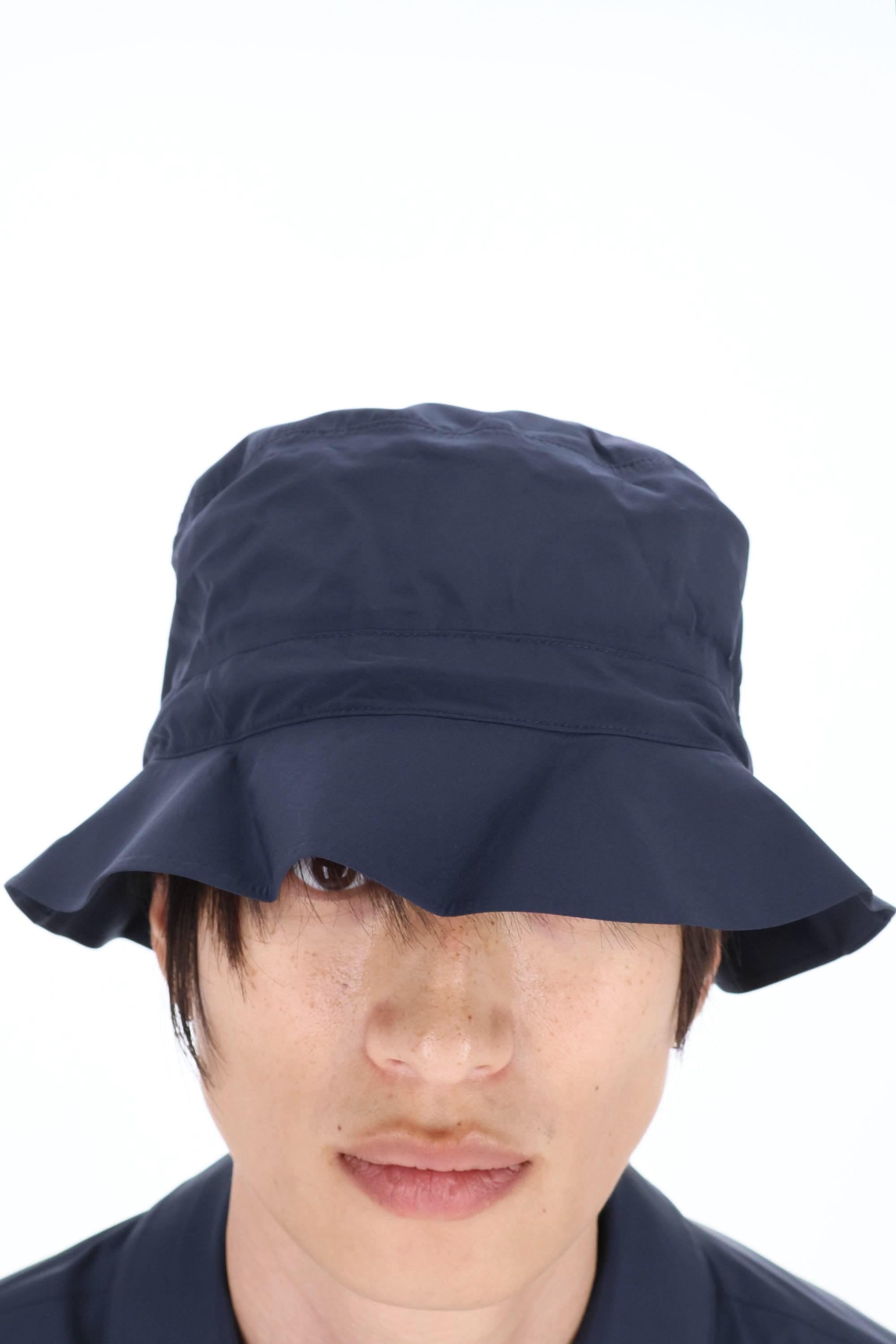 Herno Soprabito in Goretex anti acqua con cappello IM000350U 9201 