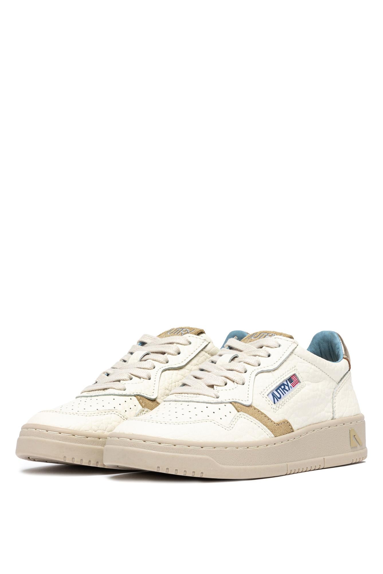 Autry Sneaker donna Medalist in pelle elephant dettagli azzurri AULW NE15 PLAT/SPON 