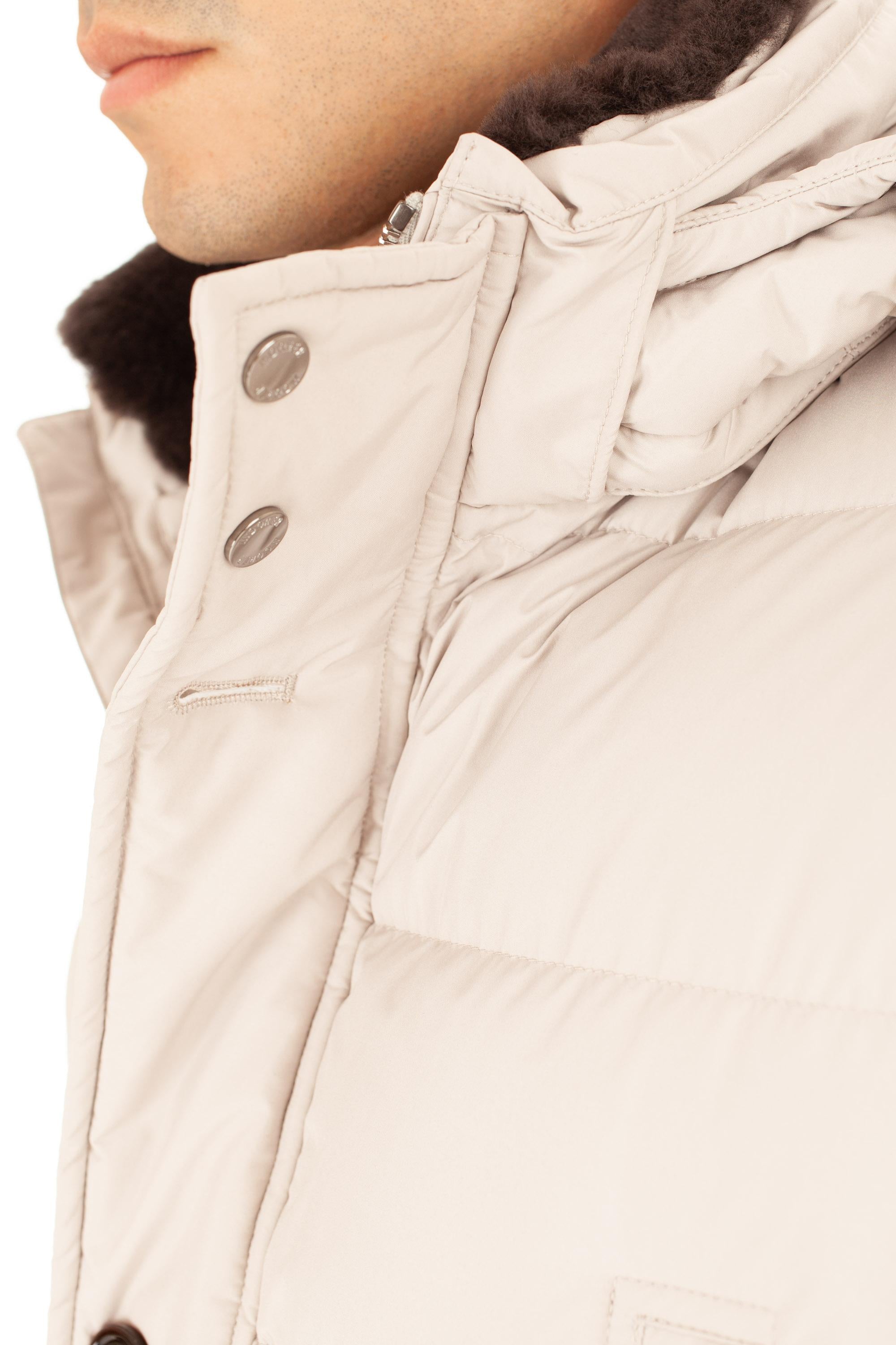 Piumino con cappuccio e collo in castoro mod. saturno-stp SATURNO-STP U0102 Moorer 