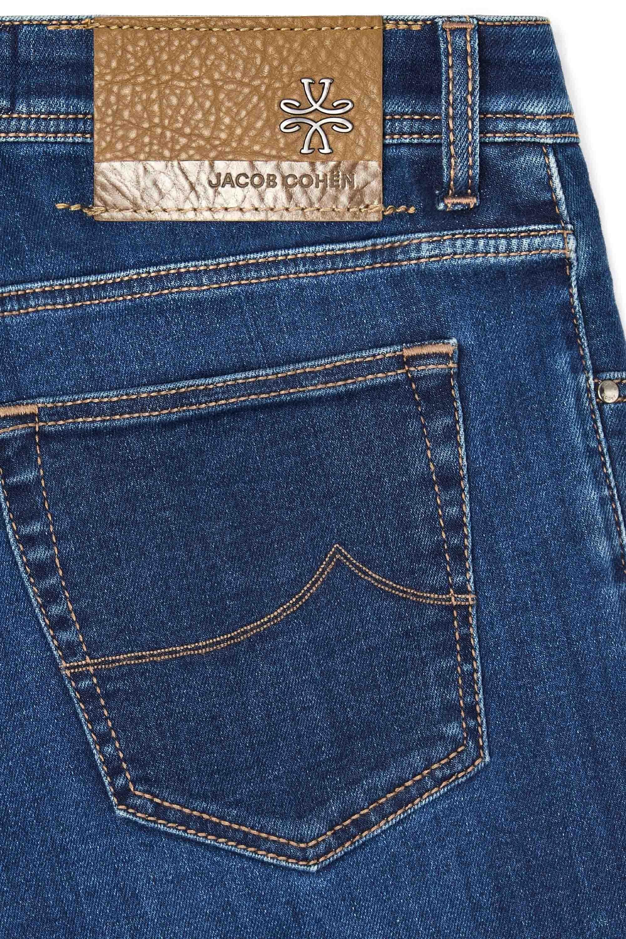 Jeans etichetta pelle liscia e martellata modello Nick E06 31 P 3621  NICK 814D Jacob Cohen 