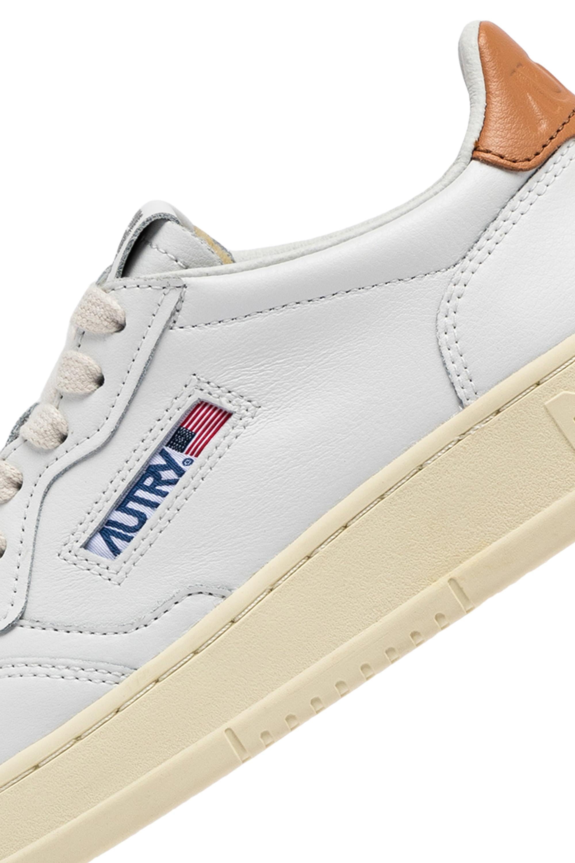 Autry Sneaker donna Medalist talloncino nocciola AULW LL76 WHT/SNDSTRM 