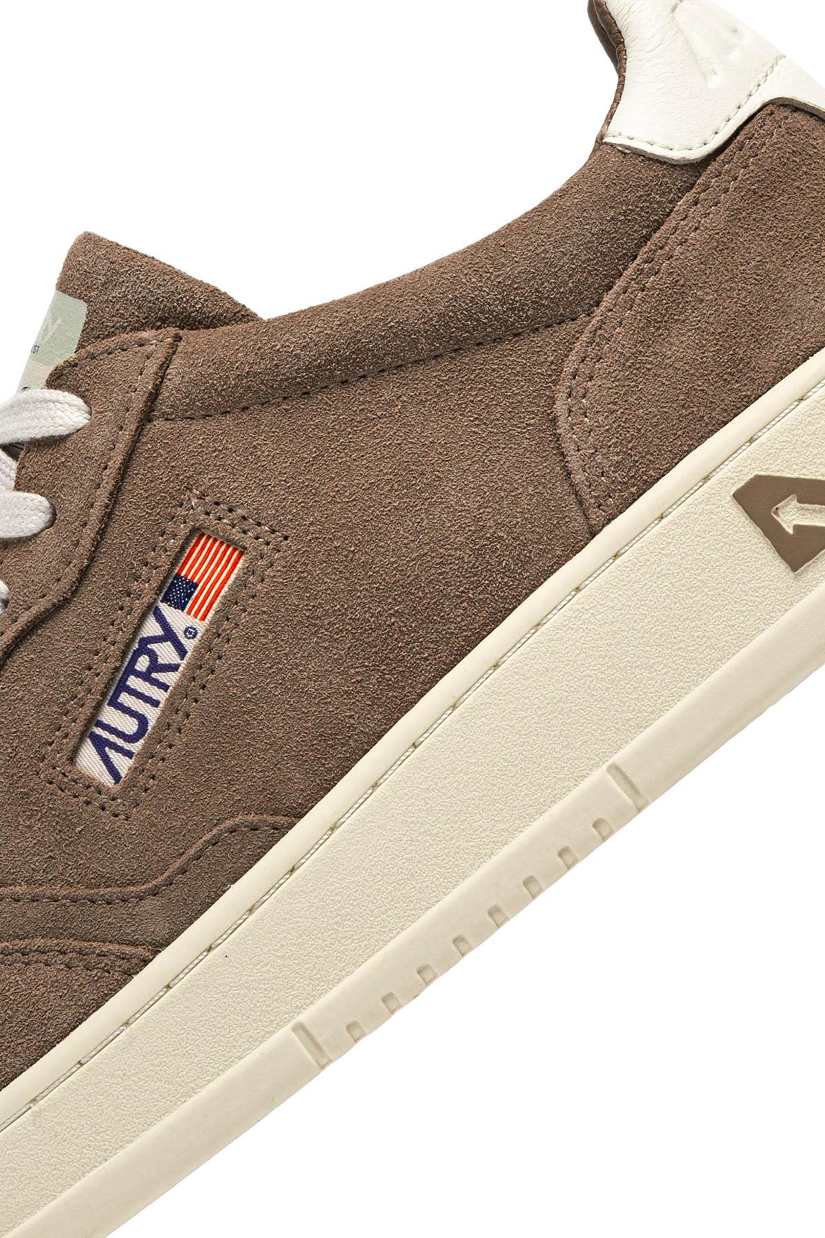 Autry Sneaker Medalist in camoscio talloncino bianco AULM UH10 CIGAR/WHT 