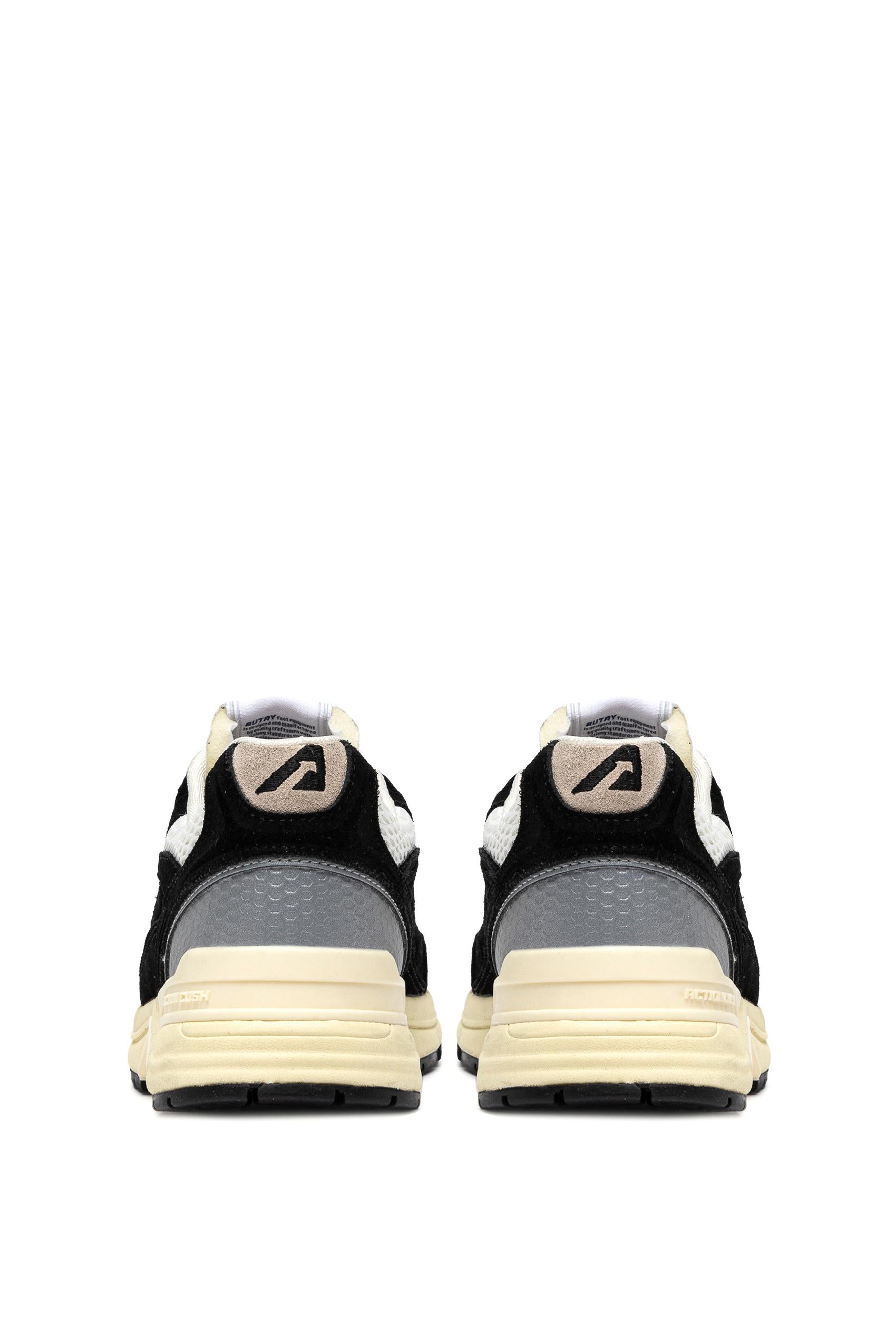 Autry Running in camoscio modello Hyperway HYLM UM07 BLACK/SILV 