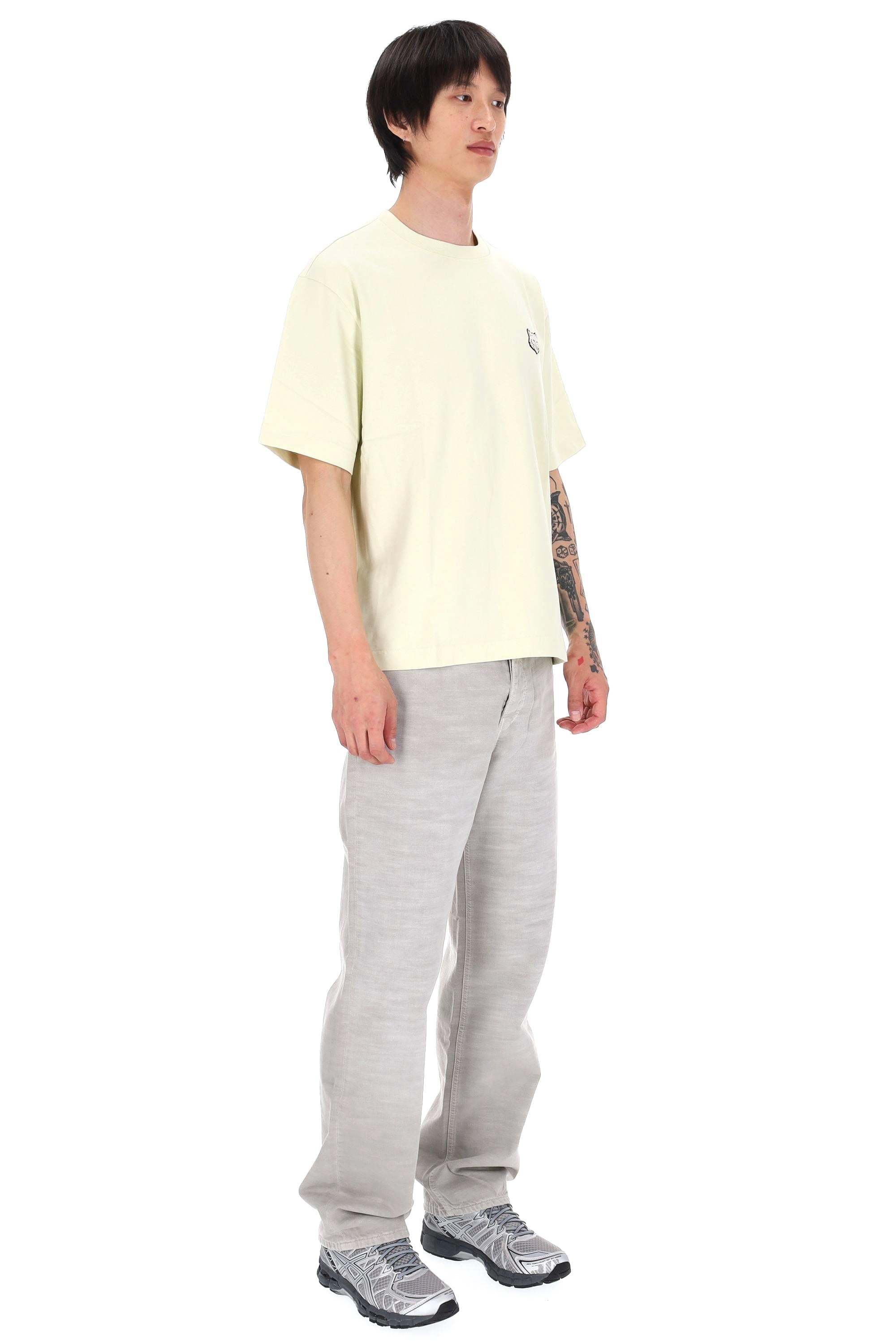 Maison Kitsuné T-shirt in cotone over fit con volpe tono su tono PM00109KJ0119/2 ALOE GREEN 