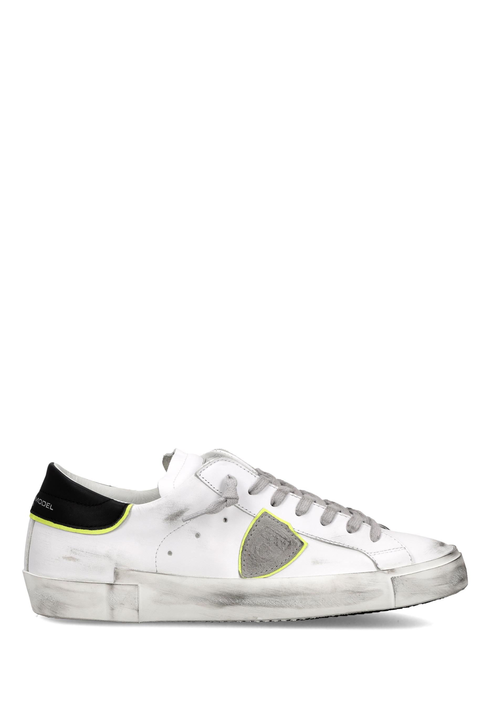 Sneaker in pelle talloncino nero mod. Paris PRLU PRSX_5 VV09 Philippe Model 