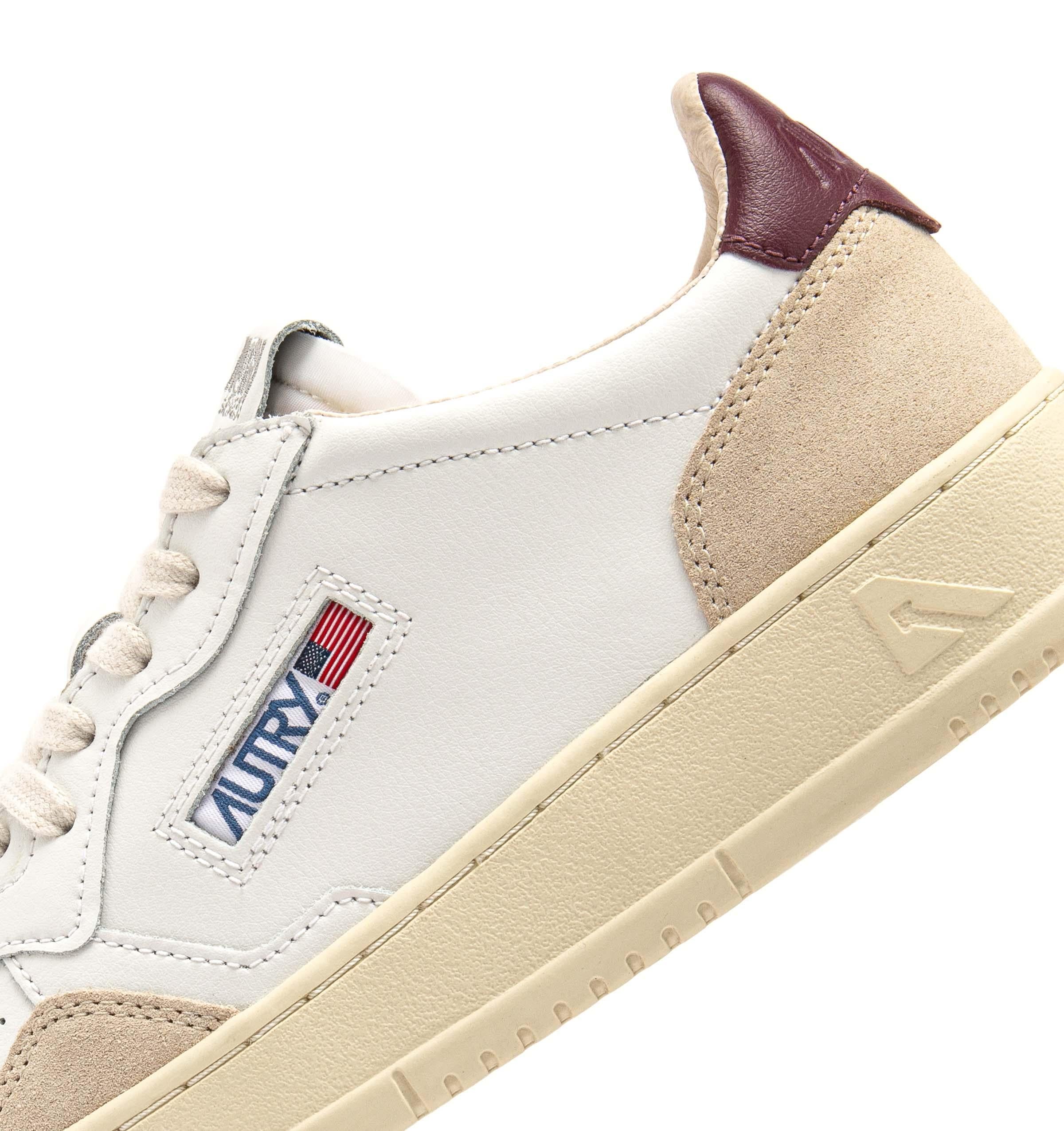 Sneaker donna in pelle e camoscio talloncino bordeaux AULW LS03 WHT/BURGUND Autry 