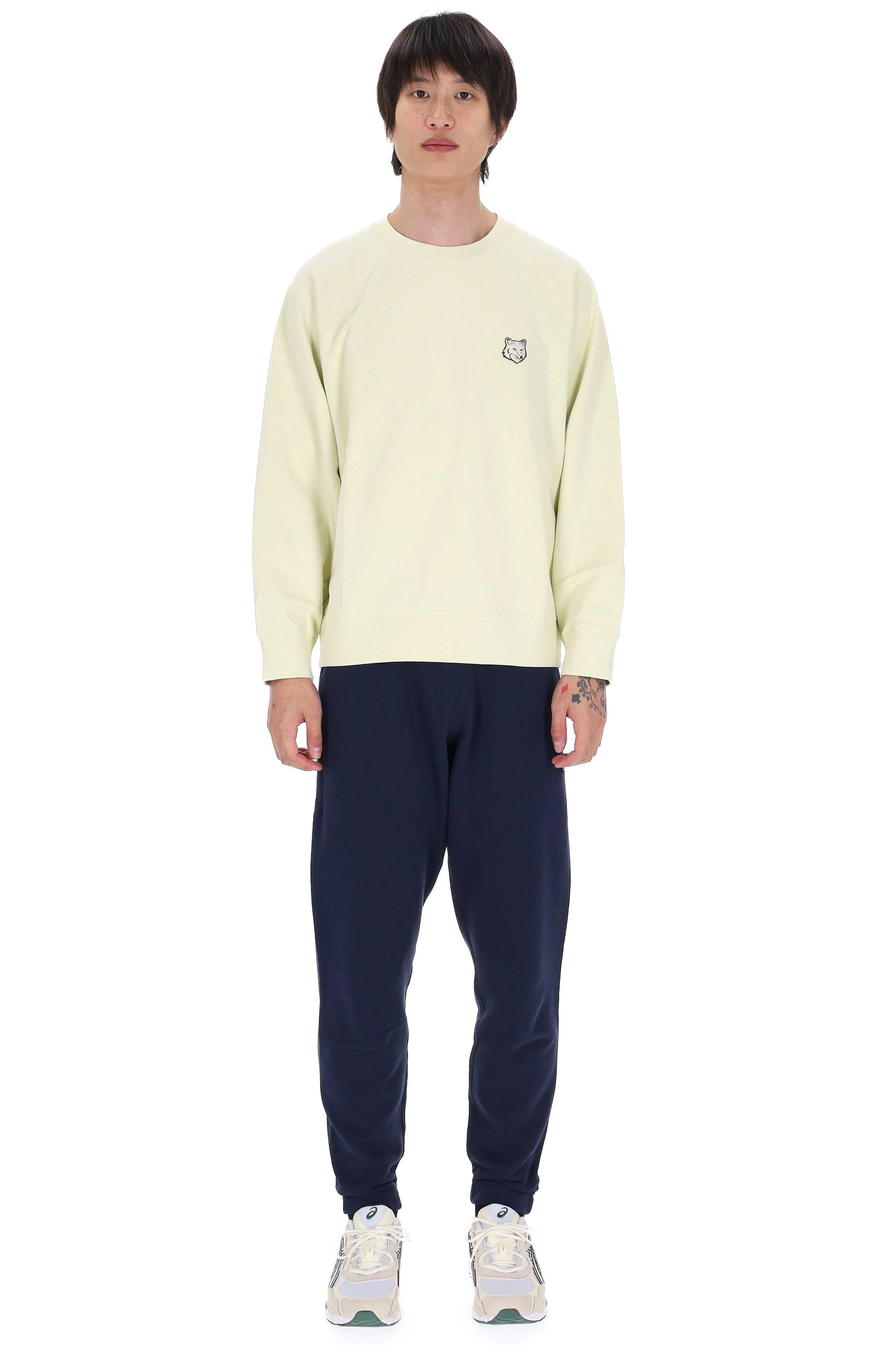 Maison Kitsuné Felpa girocollo in cotone over fit con volpe tono su tono PM00306KM0340/2 ALOE GREEN 