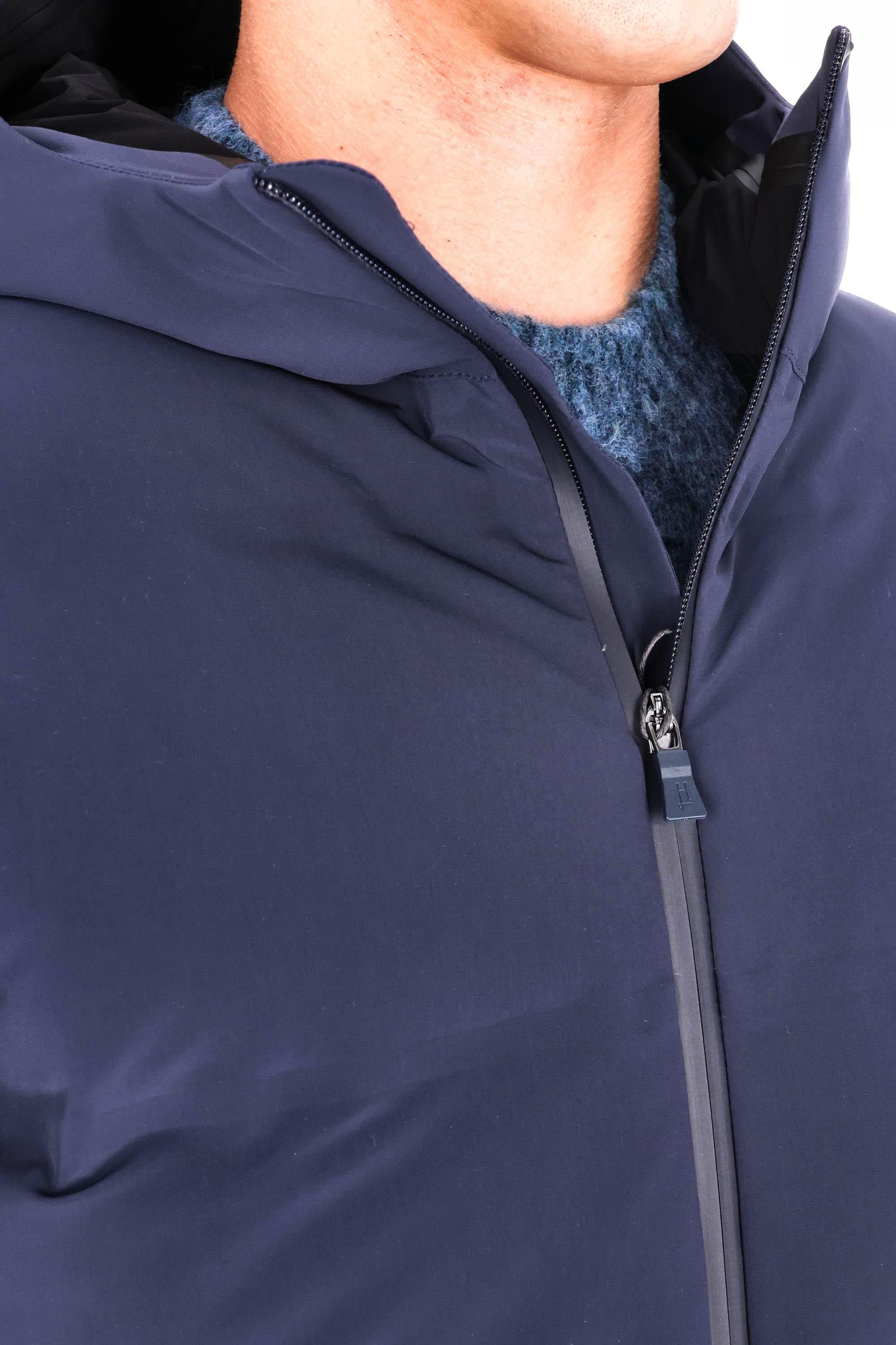 Herno Piumino bomber con cappuccio linea Functional Wardrobe PI001247U-12590SZ 9201 