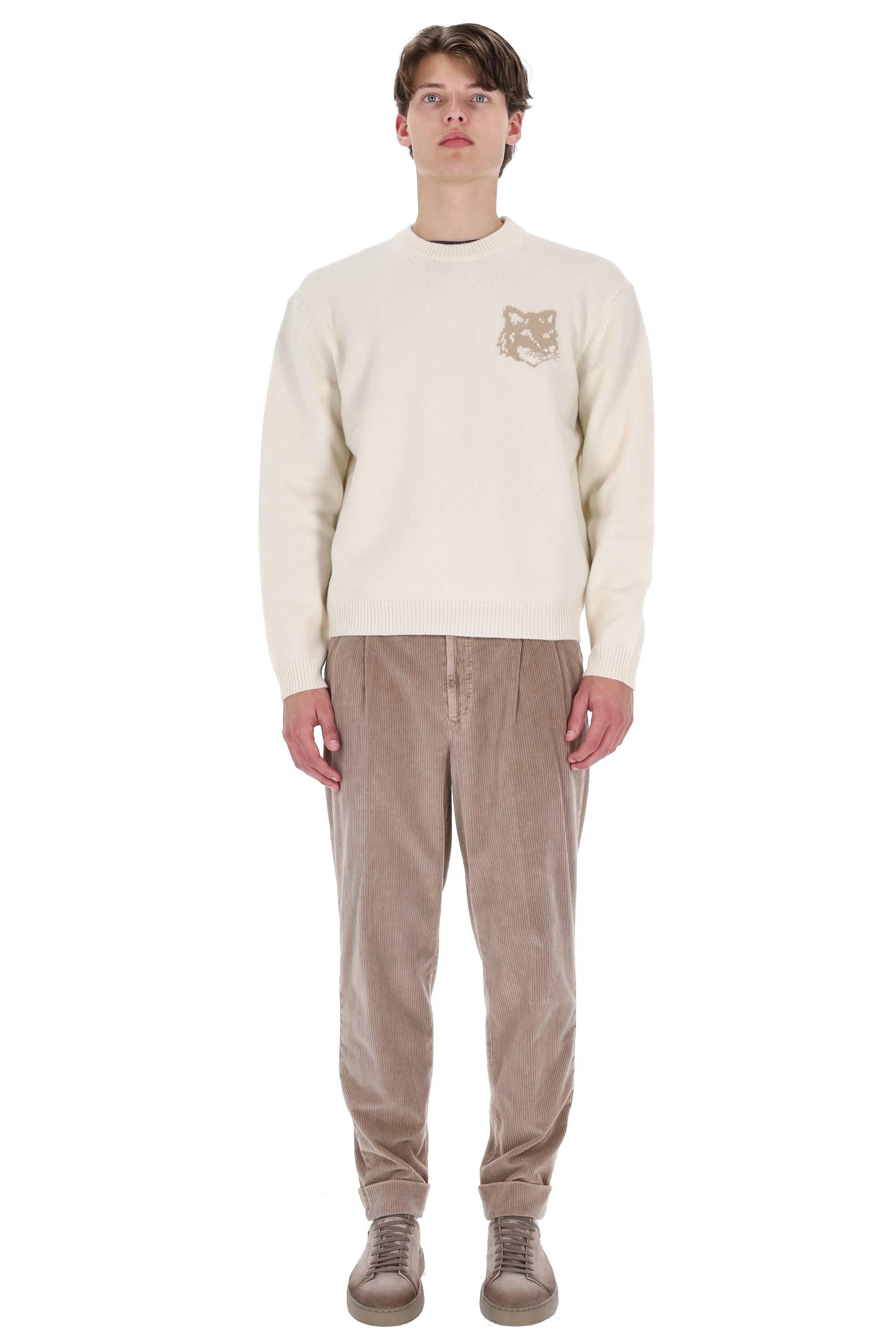 Maison Kitsuné Maglia girocollo in lana merino con ricamo fox grande PM00816KM0329 0395 
